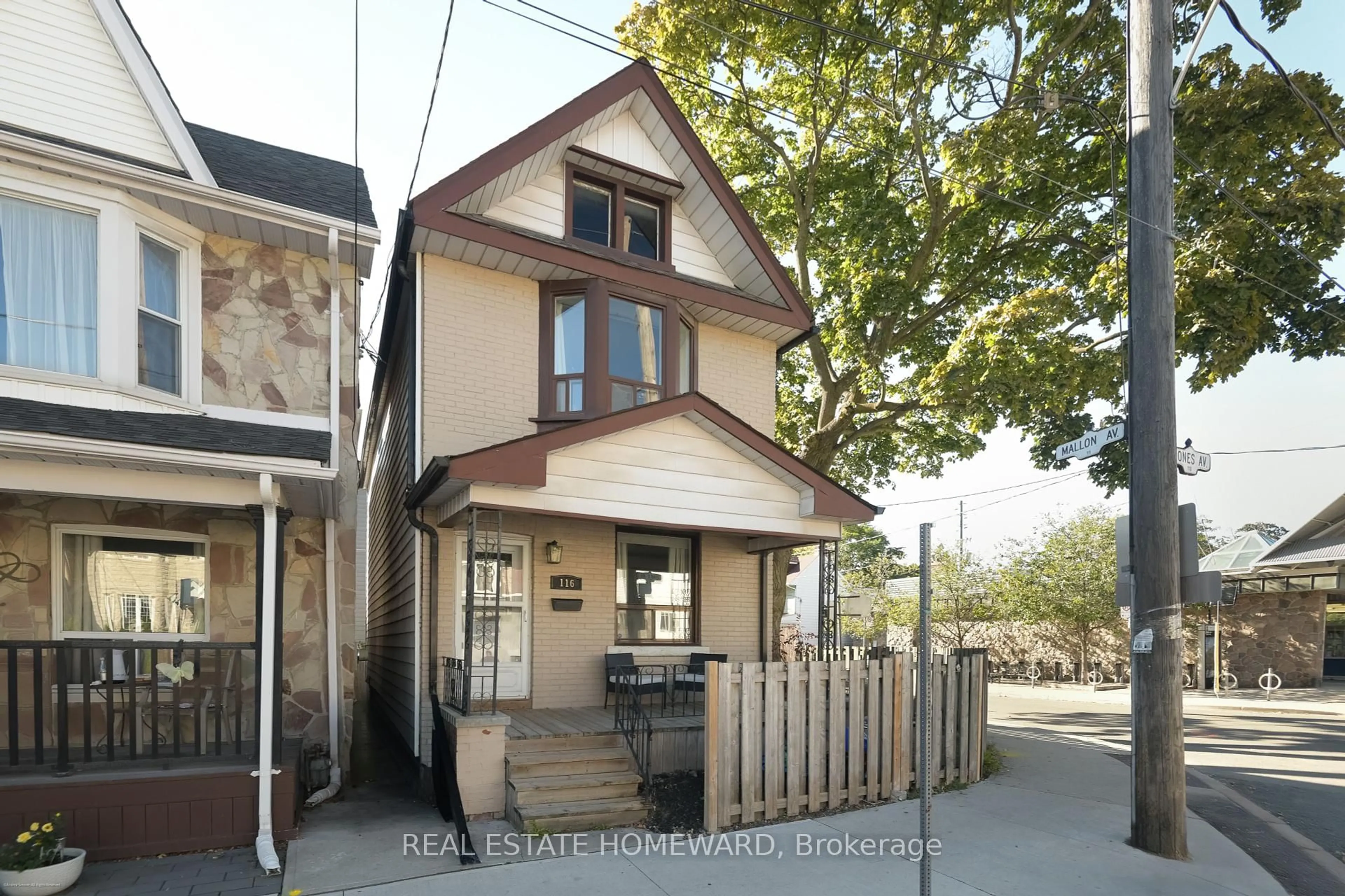 Unknown for 116 Jones Ave, Toronto Ontario M4M 2Z8