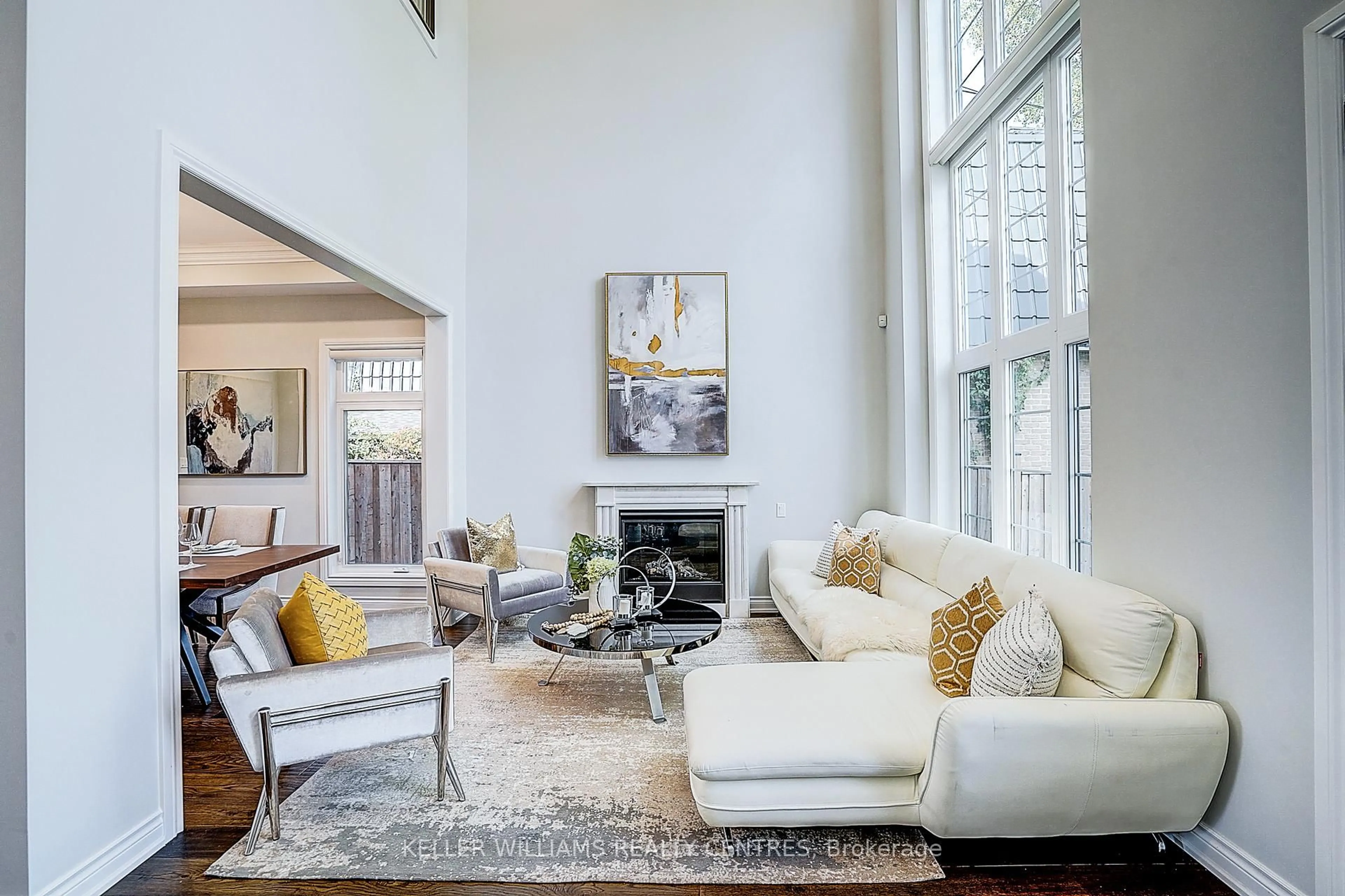 Living room with furniture, unknown for 84 Westcroft Dr, Toronto Ontario M1E 3A5
