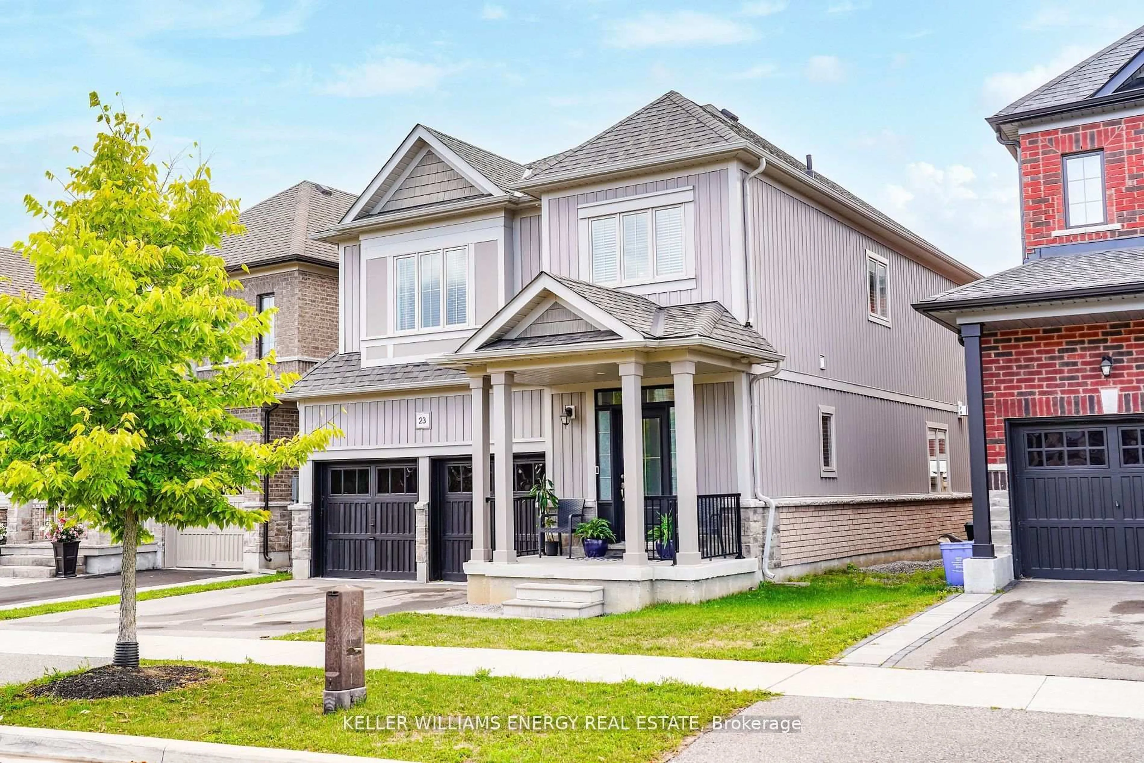 Home with vinyl exterior material, street for 23 Crombie St, Clarington Ontario L1C 4A1