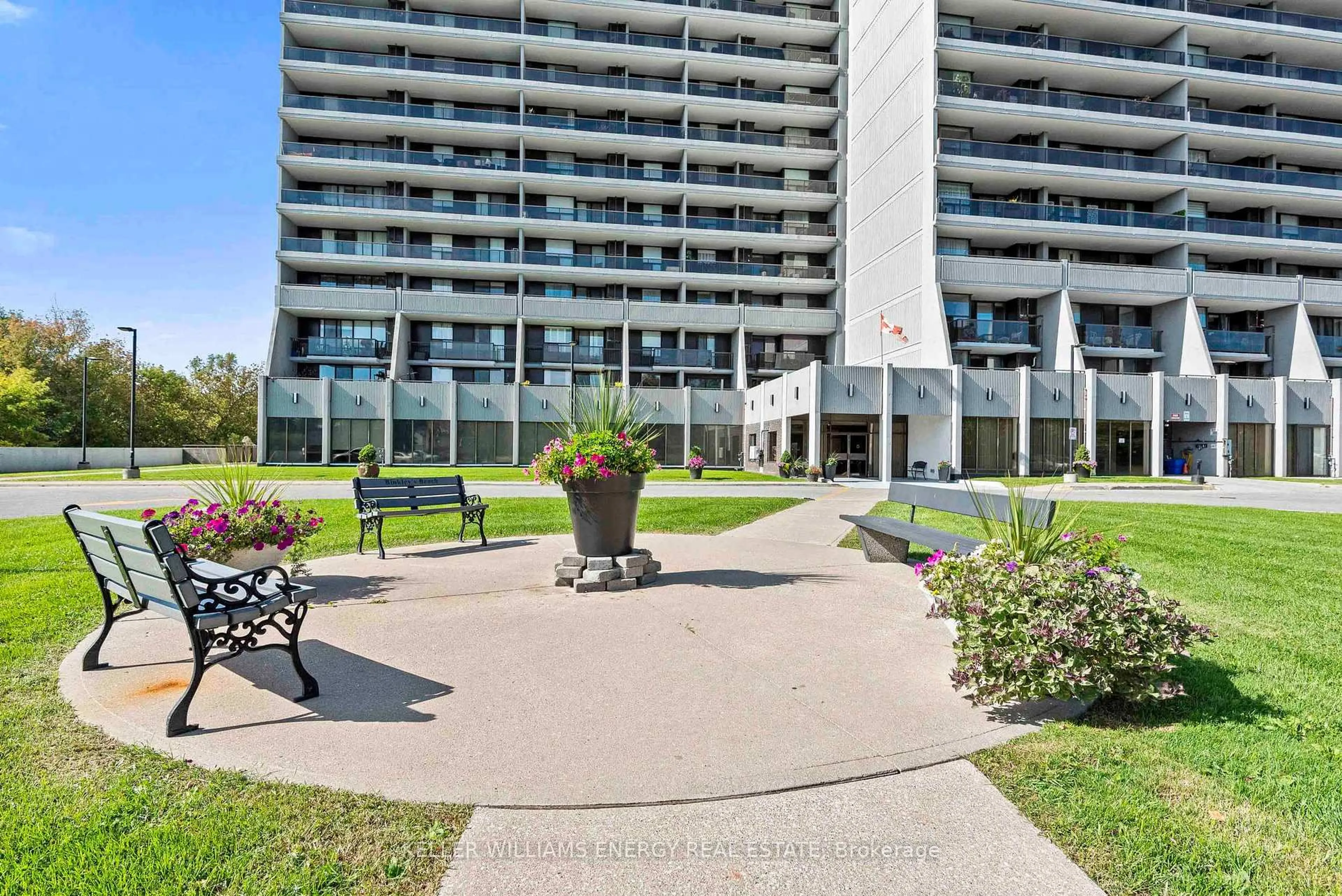 Patio, water/lake/river/ocean view for 92 Church St #1110, Ajax Ontario L1S 6B4