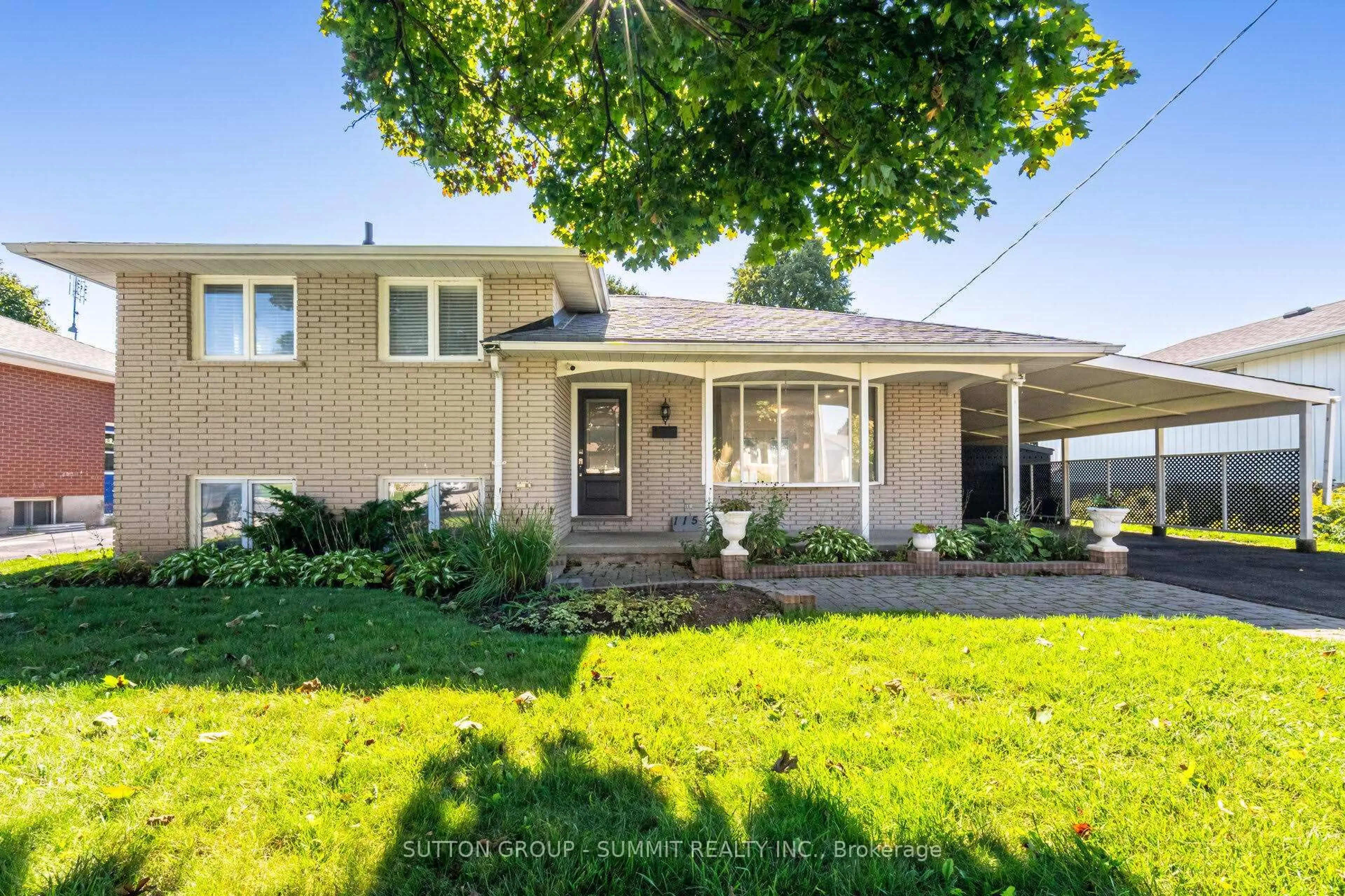 Home with vinyl exterior material, street for 115 PARKWAY Ave, Clarington Ontario L1C 1B5