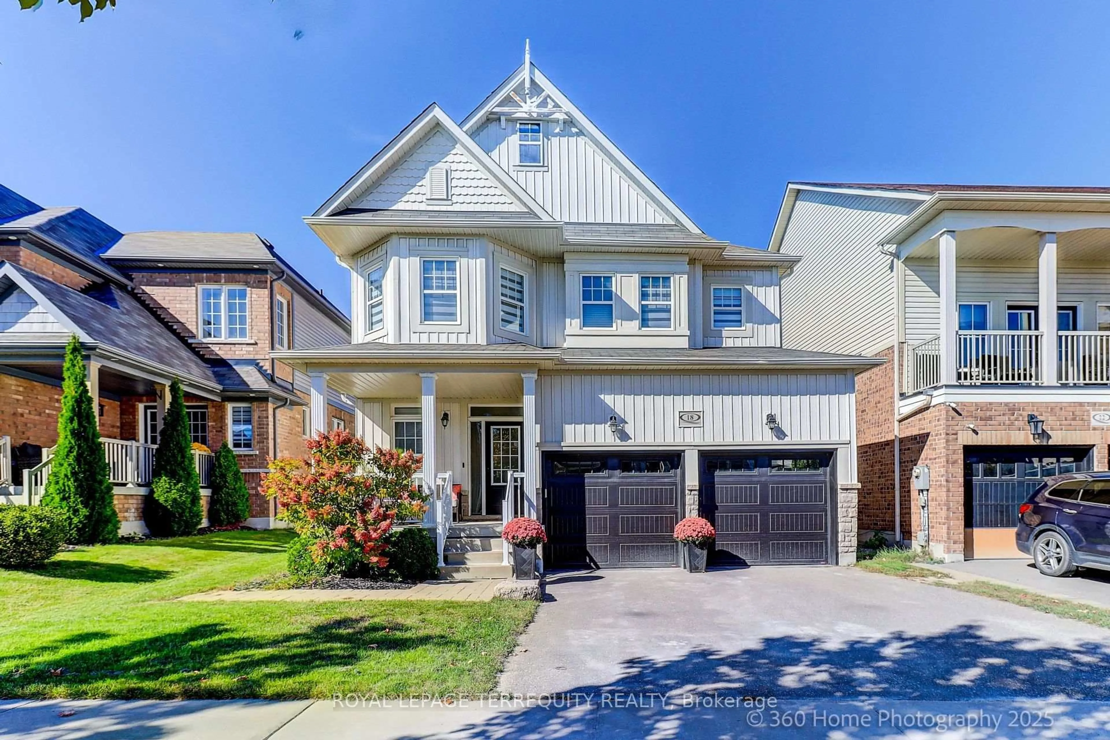 Home with brick exterior material, street for 18 Northglen Blvd, Clarington Ontario L1C 0N7