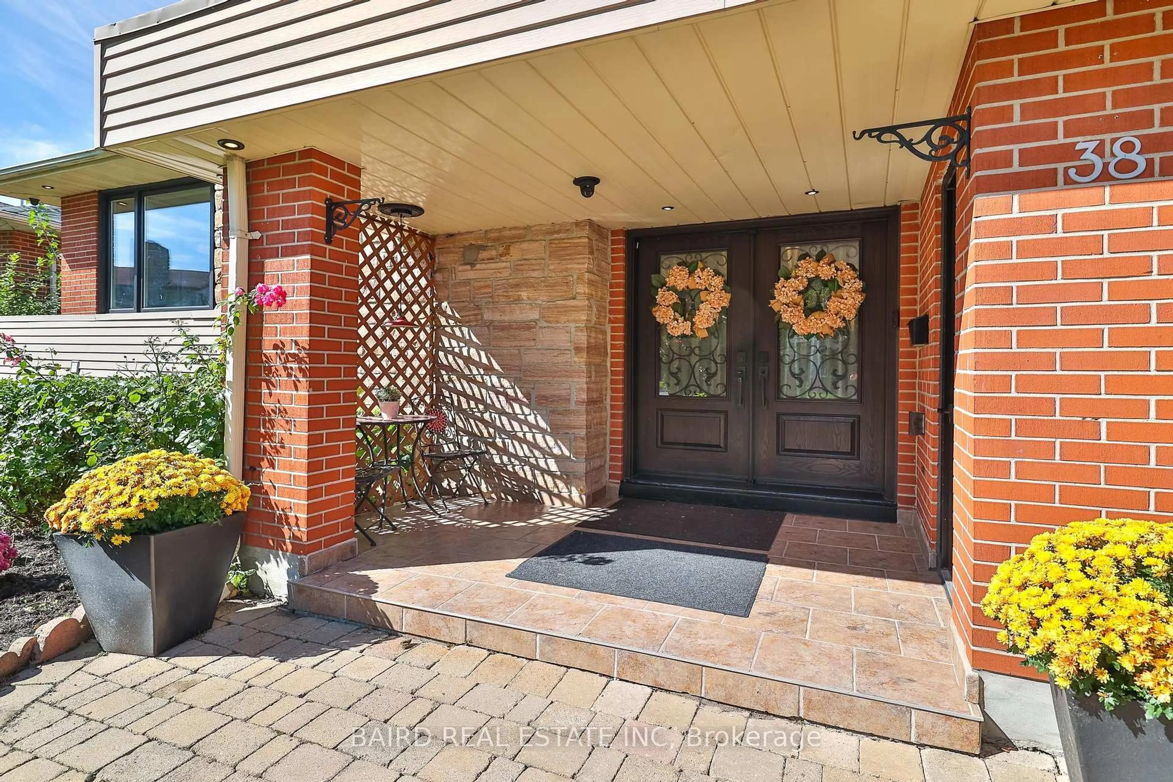 Unknown for 38 Caronridge Cres, Toronto Ontario M1W 1L2