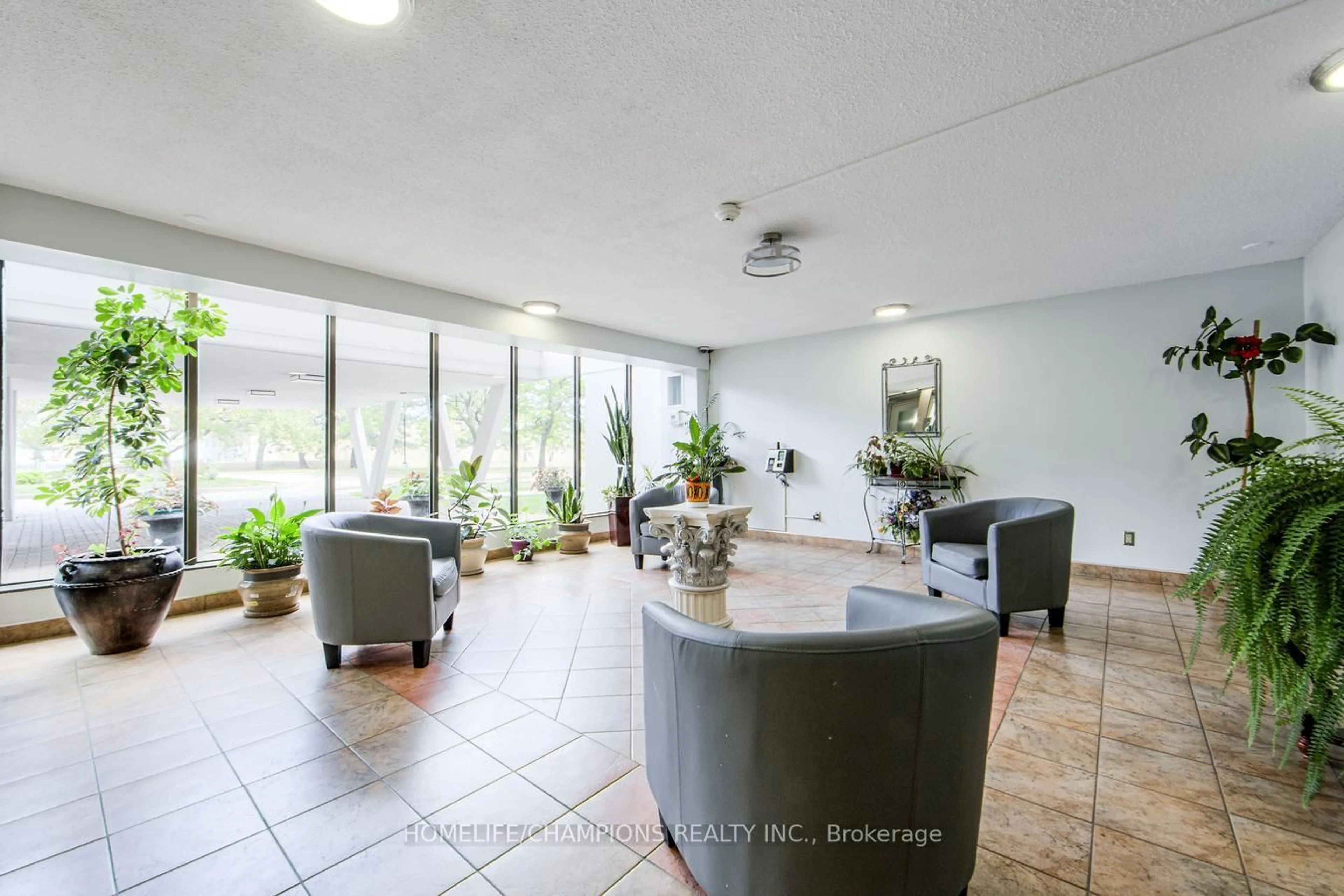 Lobby for 301 Prudential Dr #804, Toronto Ontario M1P 4V3