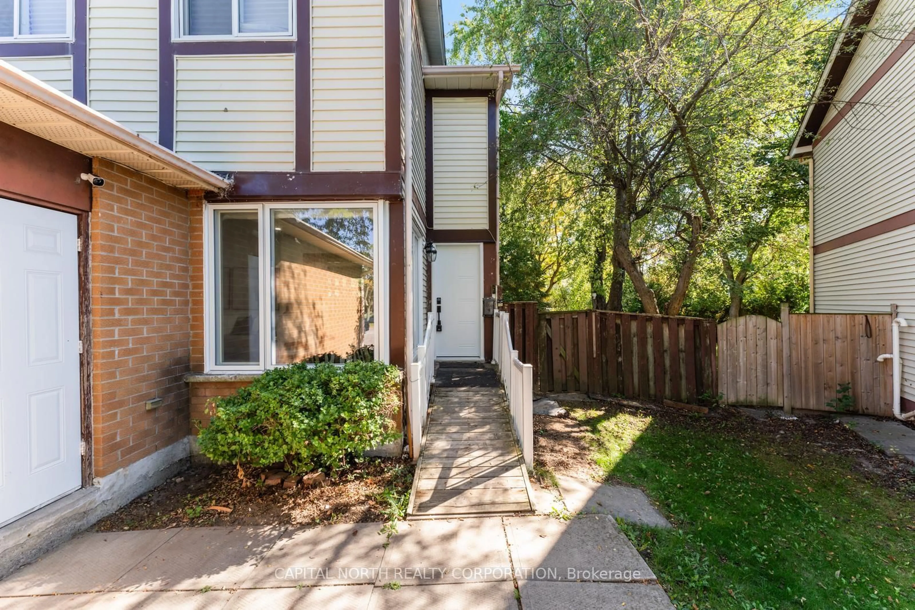 Unknown for 63 Pondtail Dr, Toronto Ontario M1V 1Z3