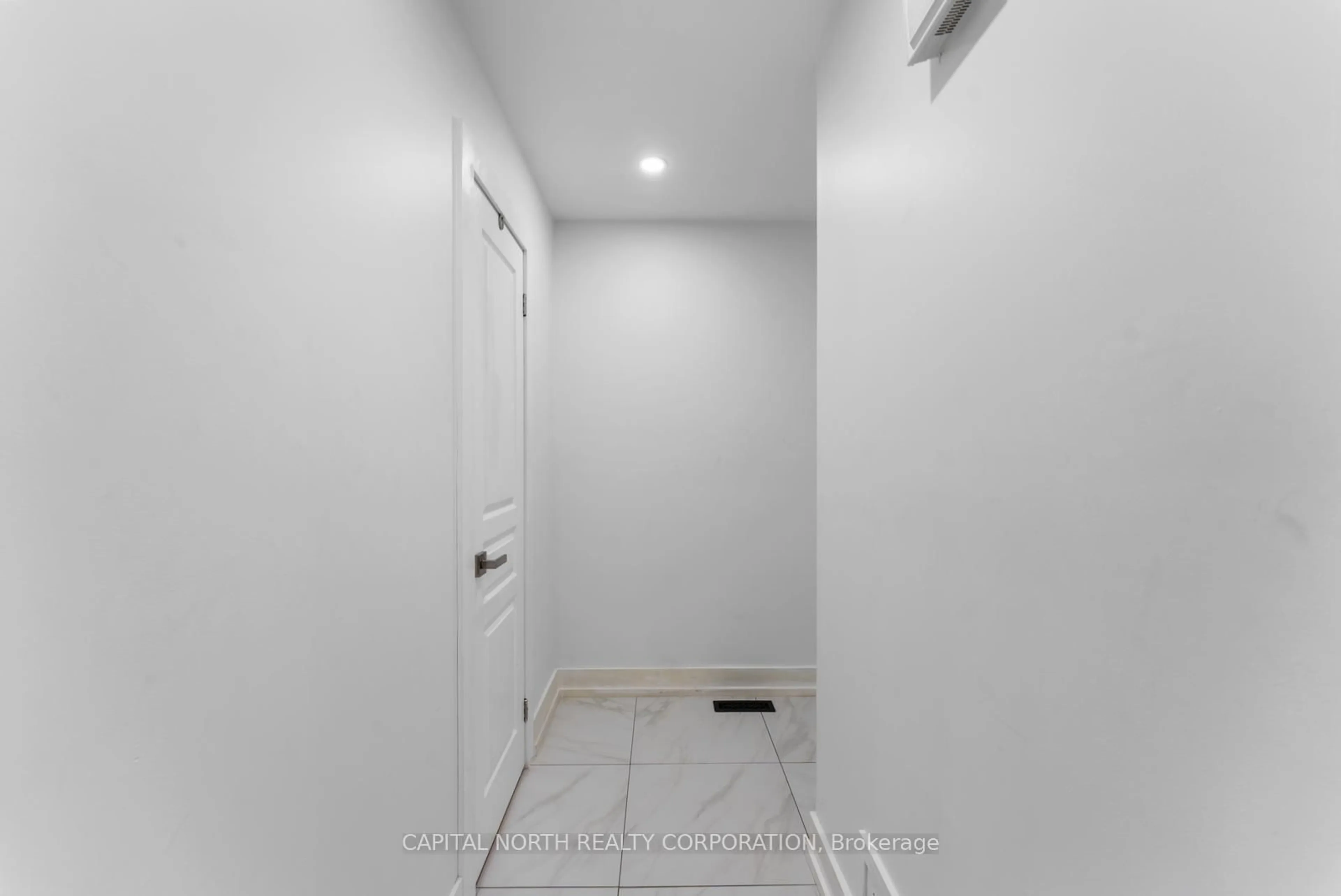 Unknown for 63 Pondtail Dr, Toronto Ontario M1V 1Z3