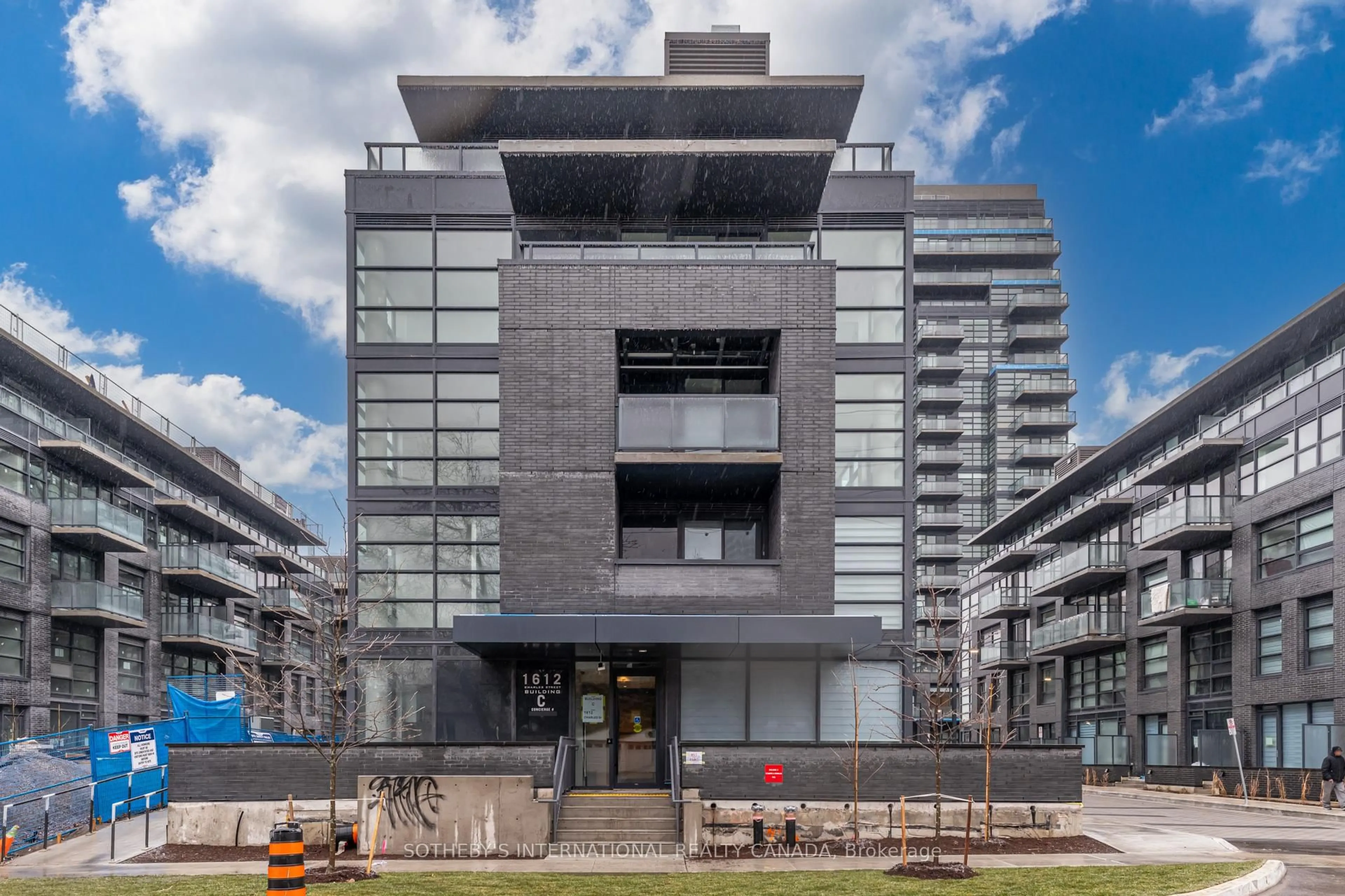Unknown for 1612 Charles St #139 C, Whitby Ontario L1N 0P3