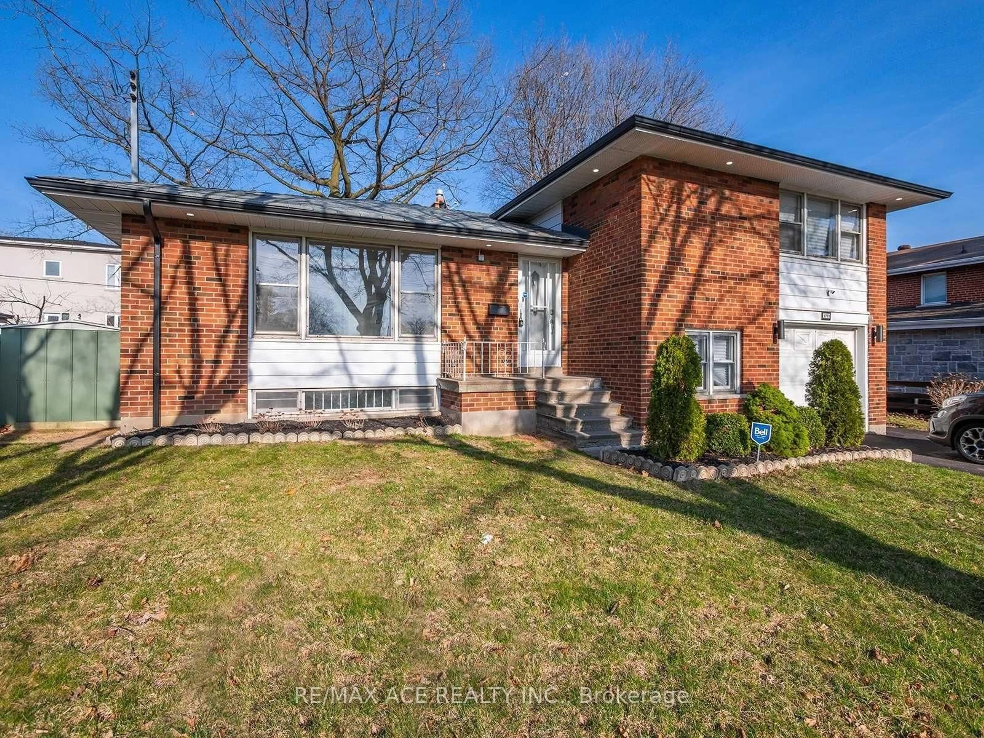 Home with brick exterior material, street for 1771 Pharmacy Ave, Toronto Ontario M1T 1H4