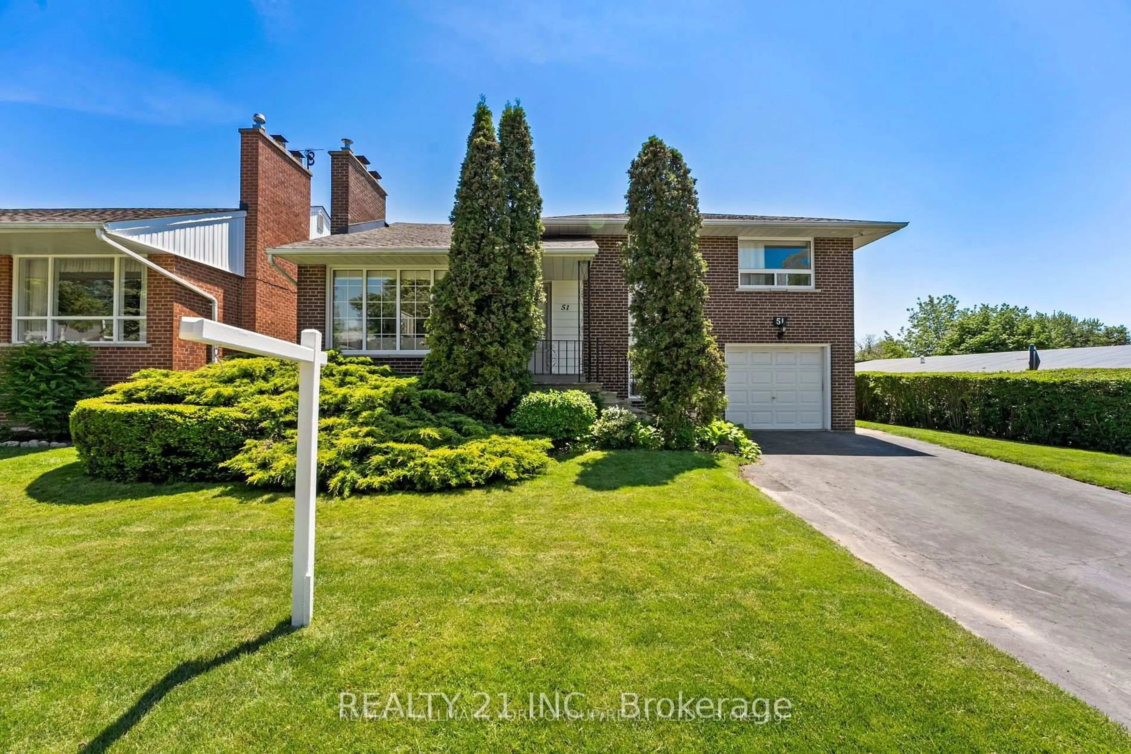 Home with brick exterior material, street for 51 Sloley Rd, Toronto Ontario M1M 1C7