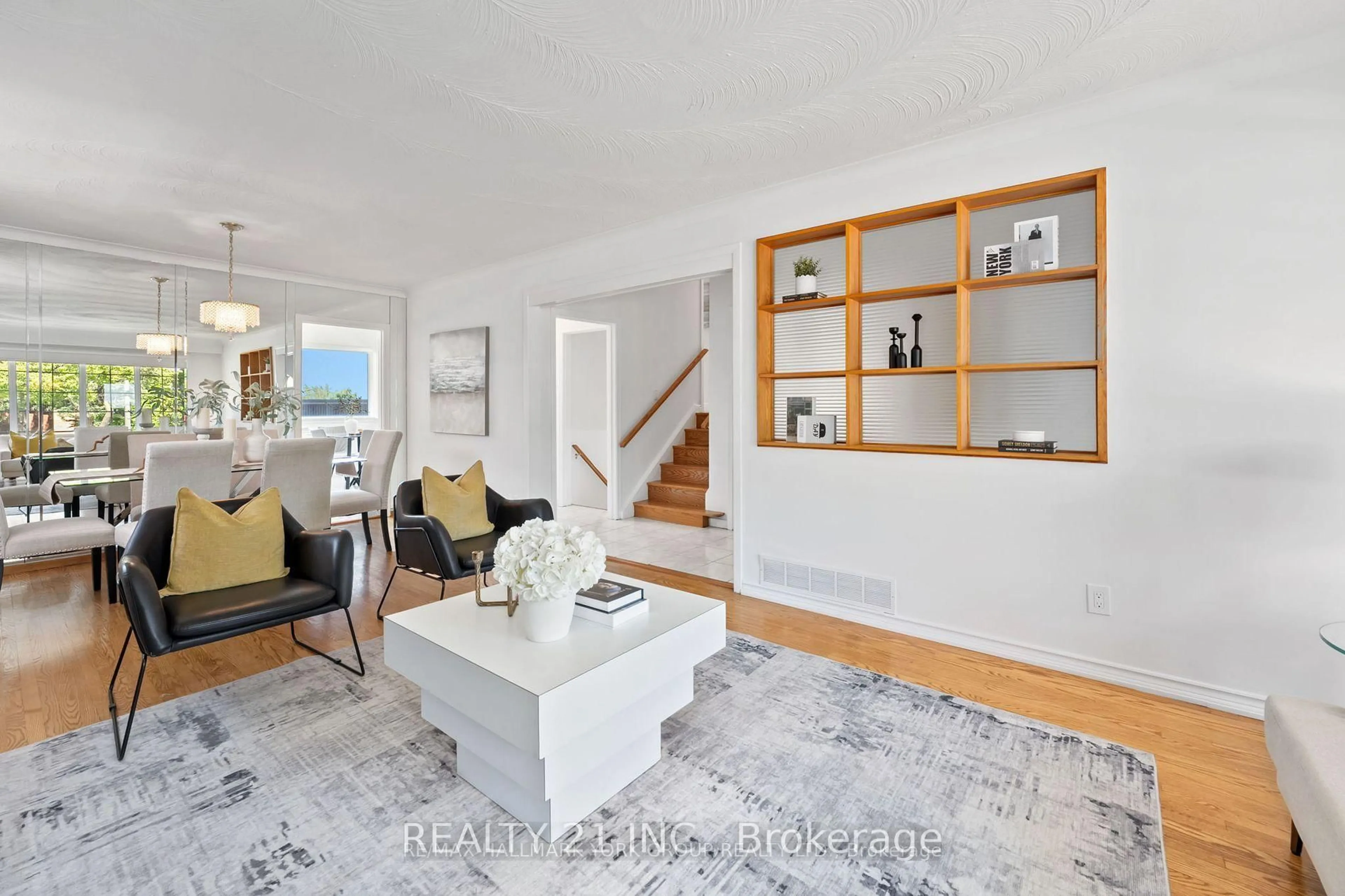 Living room with furniture, unknown for 51 Sloley Rd, Toronto Ontario M1M 1C7