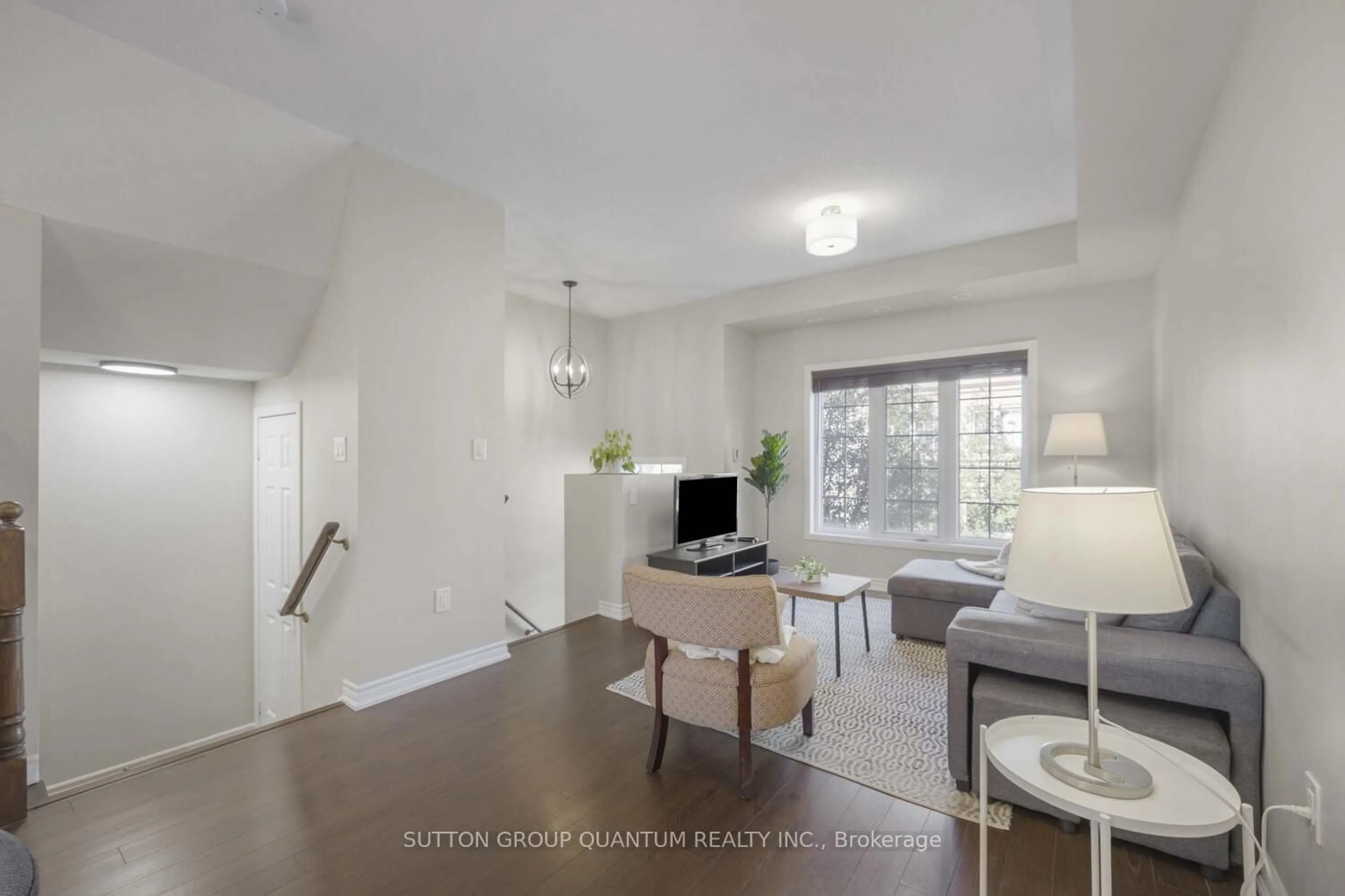 Living room with furniture, unknown for 1250 St Martins Dr ##38, Pickering Ontario L1W 0A2