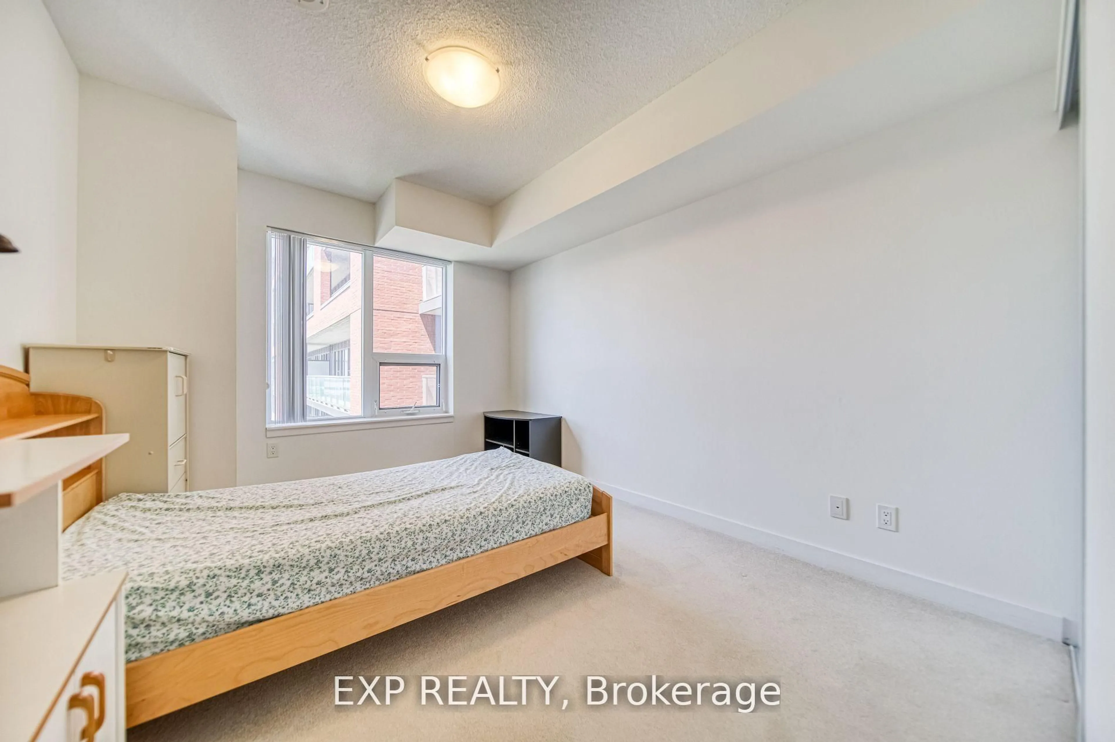 A pic of a room for 1038 Mcnicoll Ave #707, Toronto Ontario M1W 0A4