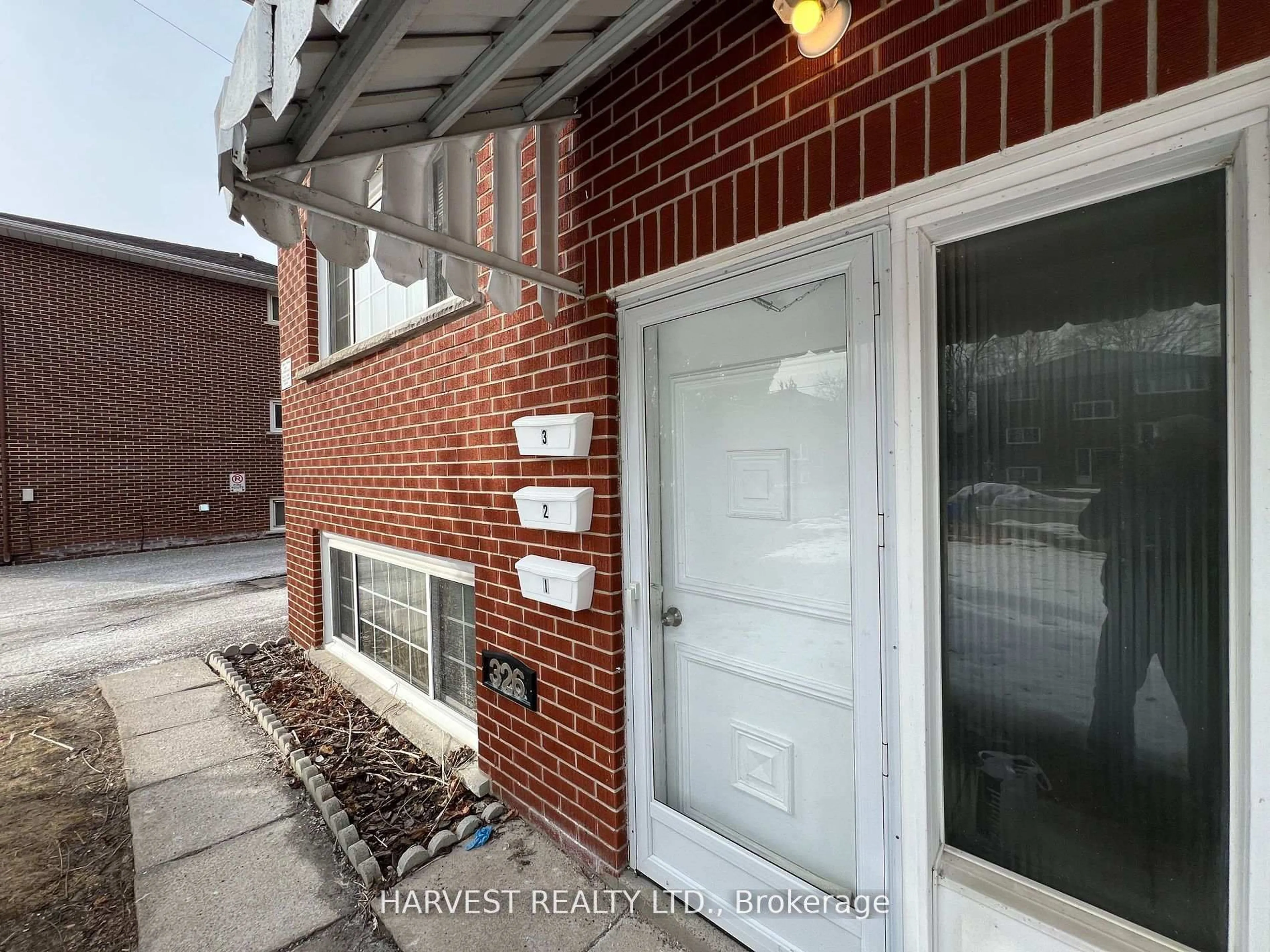 Home with brick exterior material, street for 326 Surrey Dr, Oshawa Ontario L1G 6H1