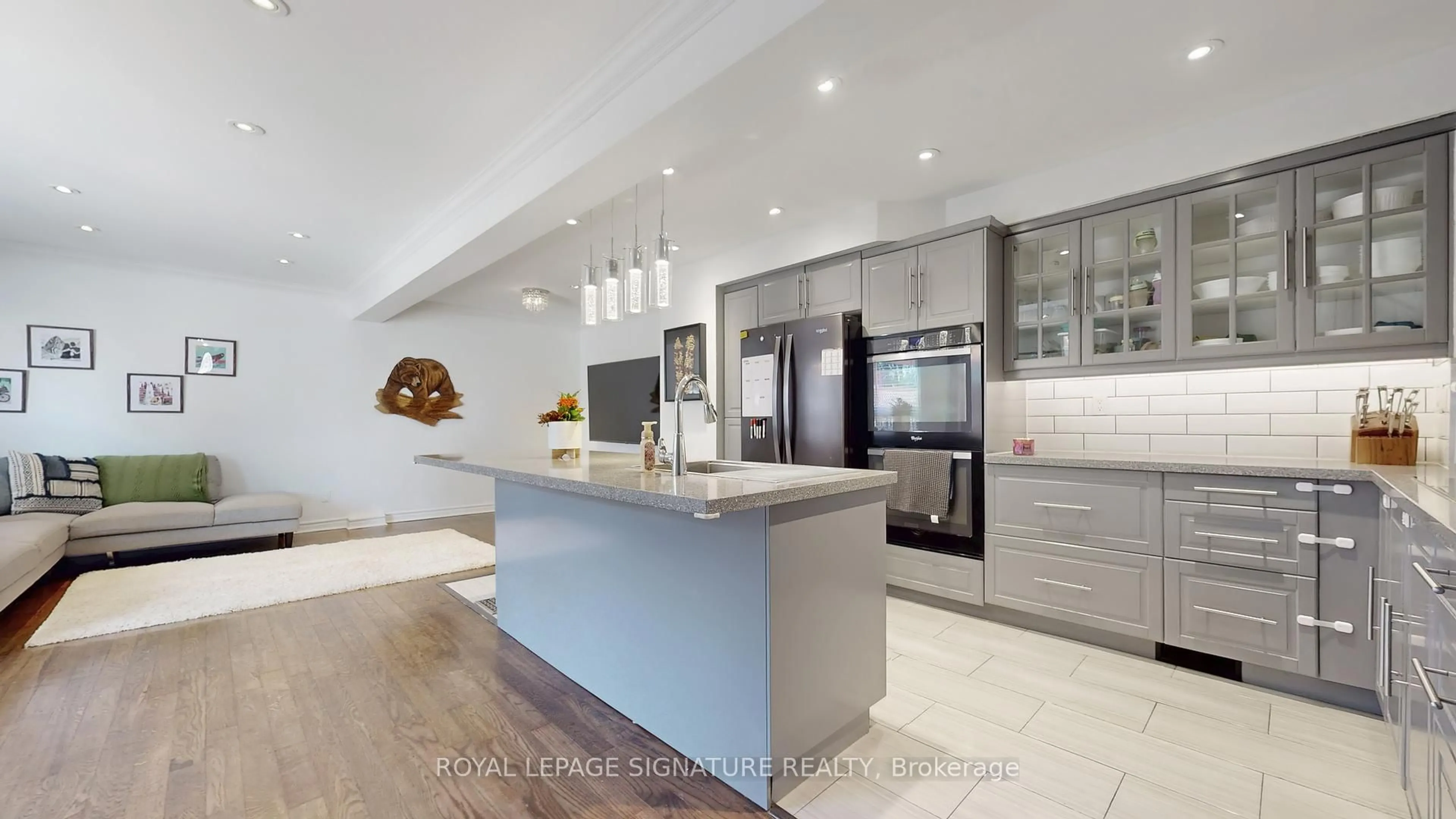 Contemporary kitchen, unknown for 21 Jenkins Lane #22, Ajax Ontario L1S 3N7