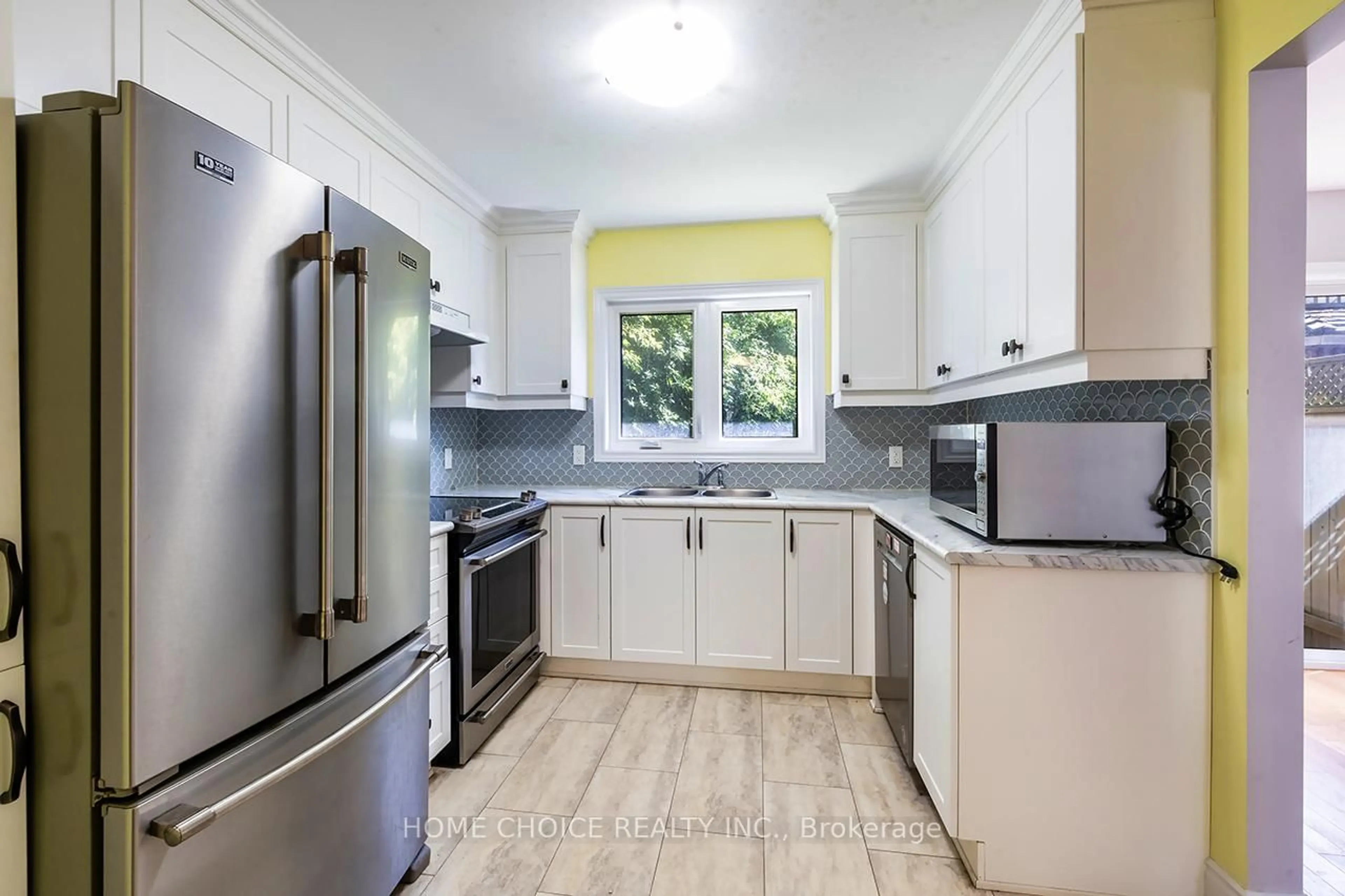 Unknown for 1385 Palmetto Dr, Oshawa Ontario L1K 1N1