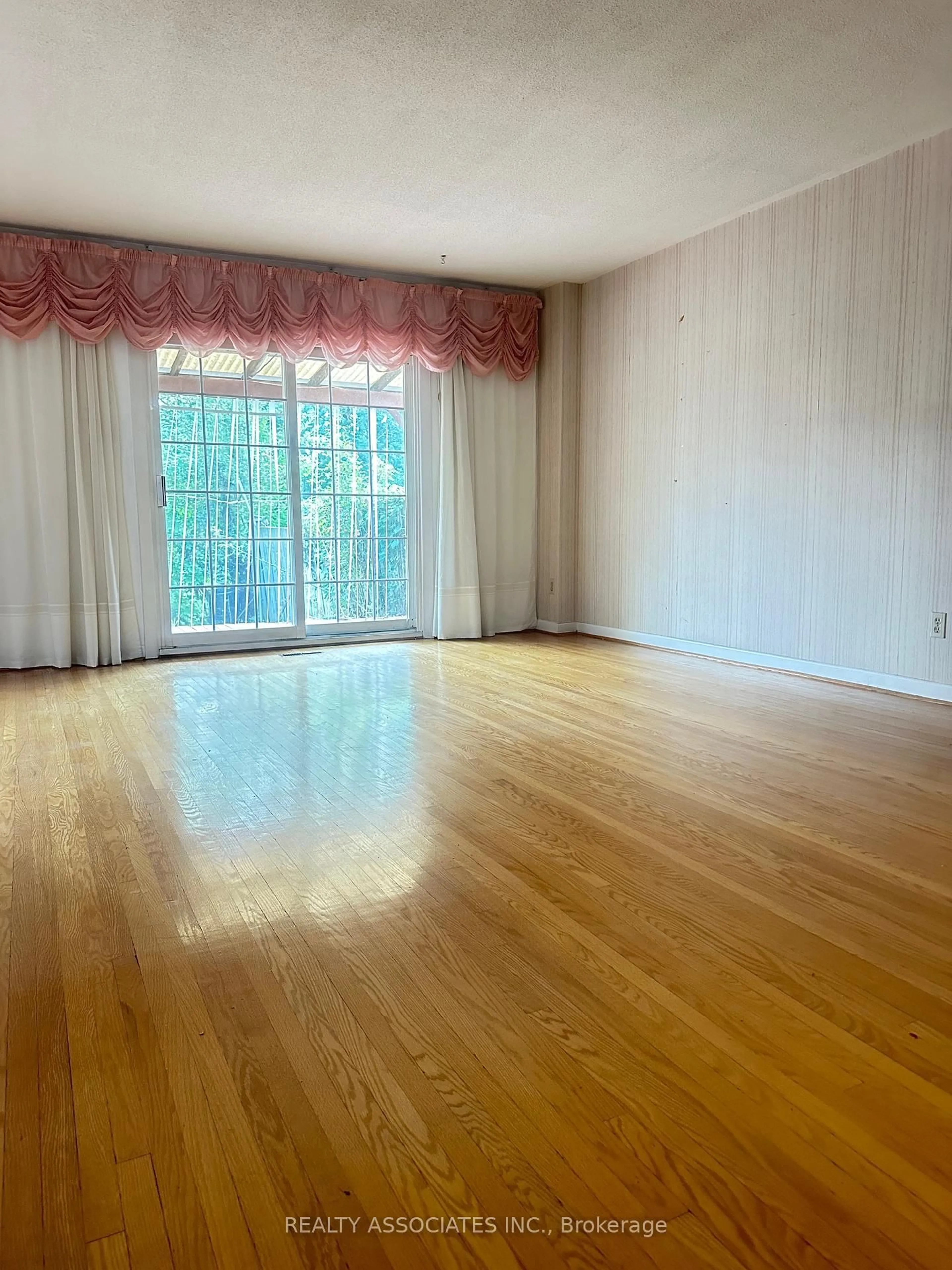 A pic of a room for 117 Crockamhill Dr, Toronto Ontario M1S 2L2