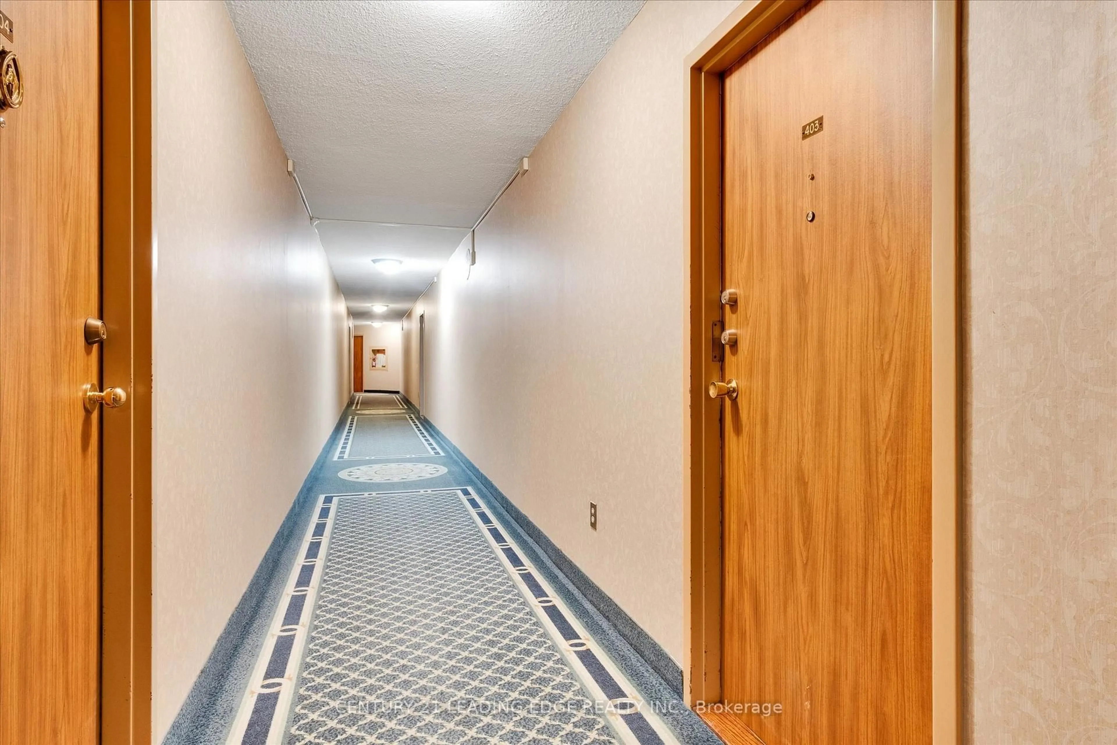 Indoor foyer for 121 Trudelle St #403, Toronto Ontario M1J 3K4