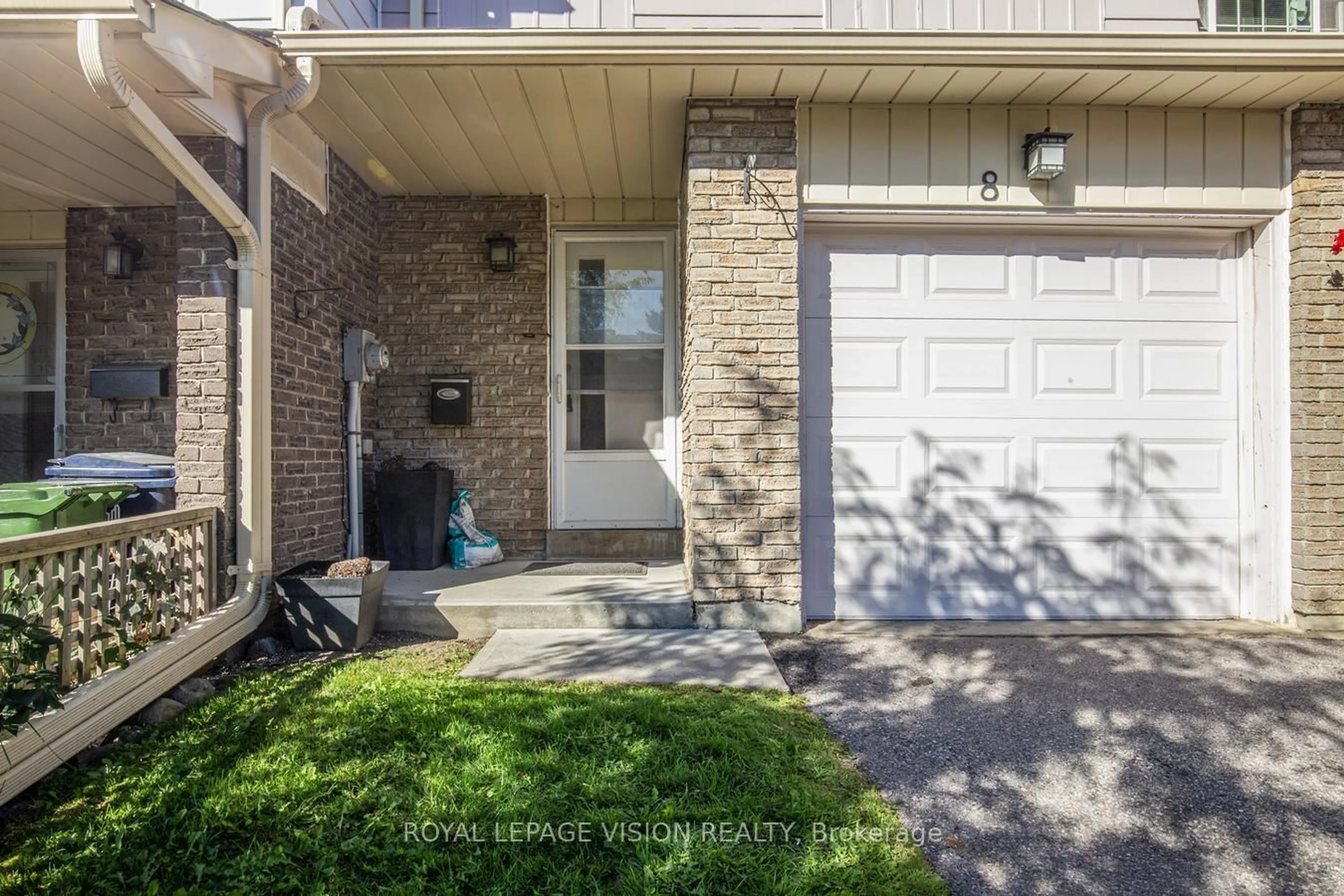 Home with brick exterior material, street for 301 Washburn Way #8, Toronto Ontario M1B 1K4