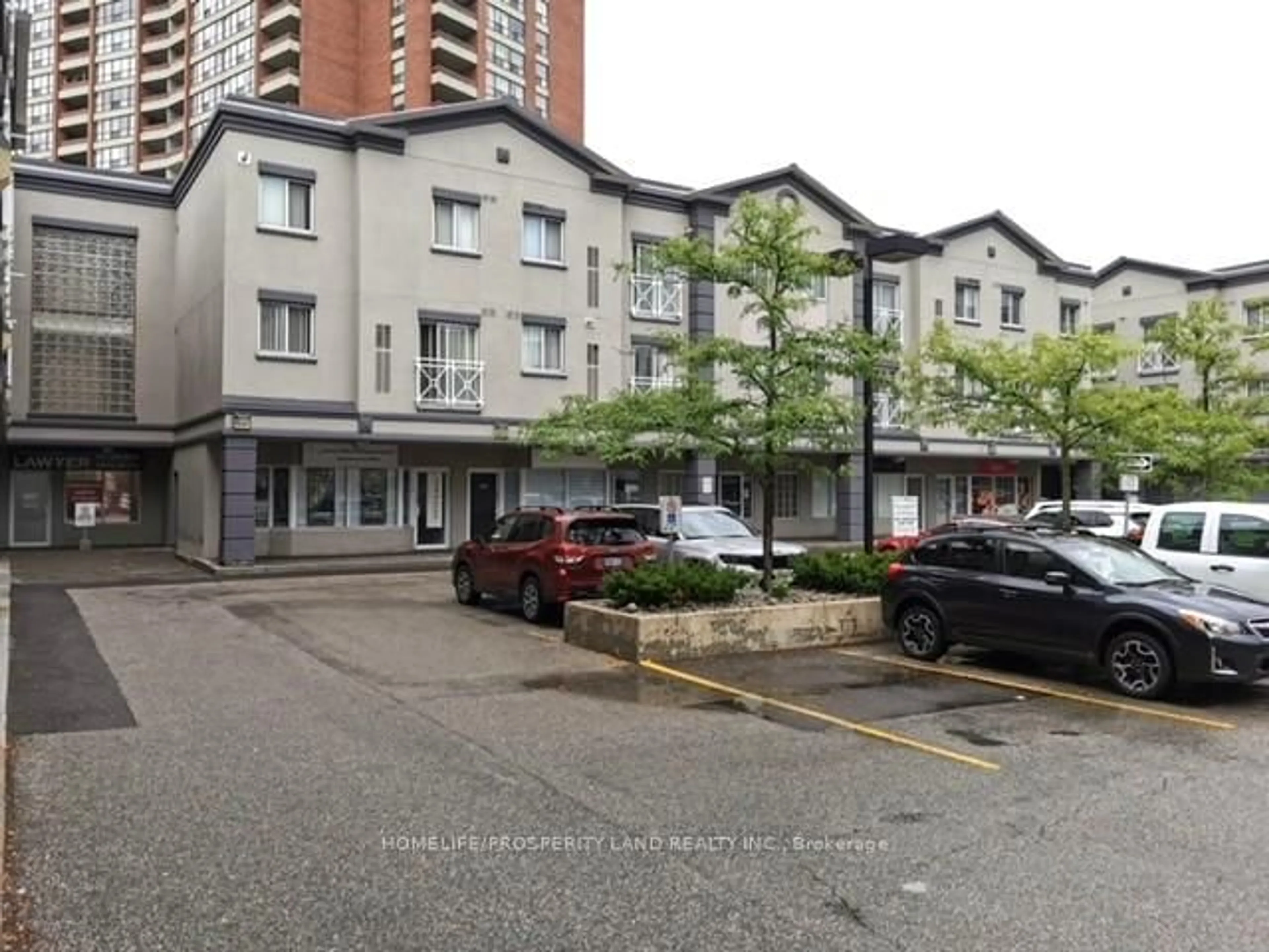 A pic from outside/outdoor area/front of a property/back of a property/a pic from drone, street for 2351 Kennedy Rd #116, Toronto Ontario M1T 3G9