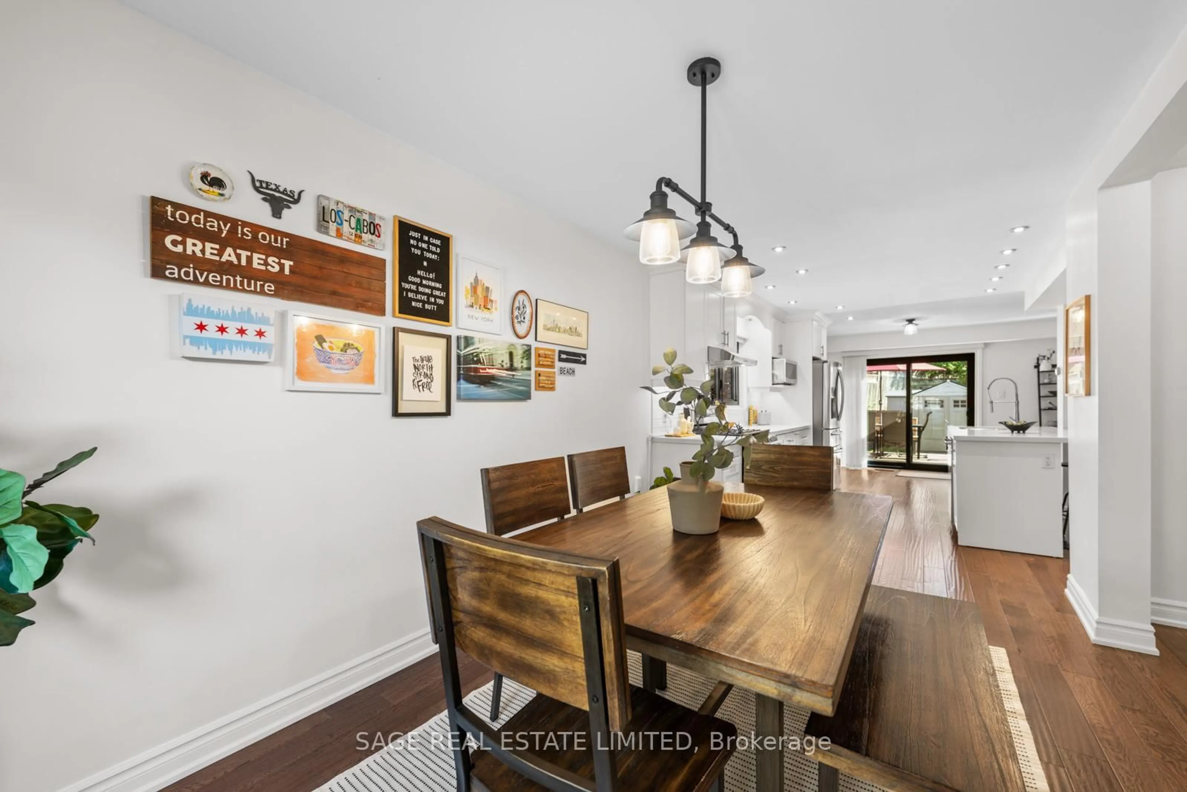 Dining room, unknown for 614 Stonebridge Lane, Pickering Ontario L1W 3B3