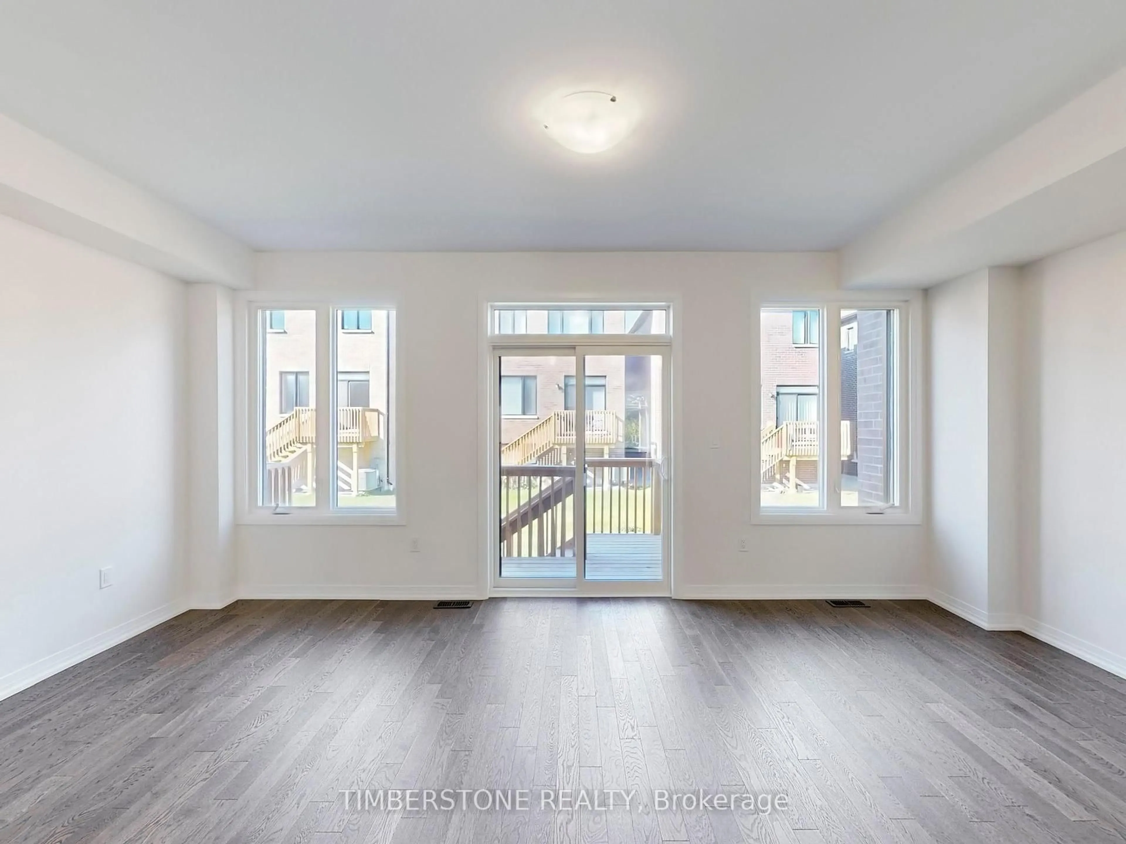A pic of a room for 3008 Sideline 16, Pickering Ontario L1Y 0B6