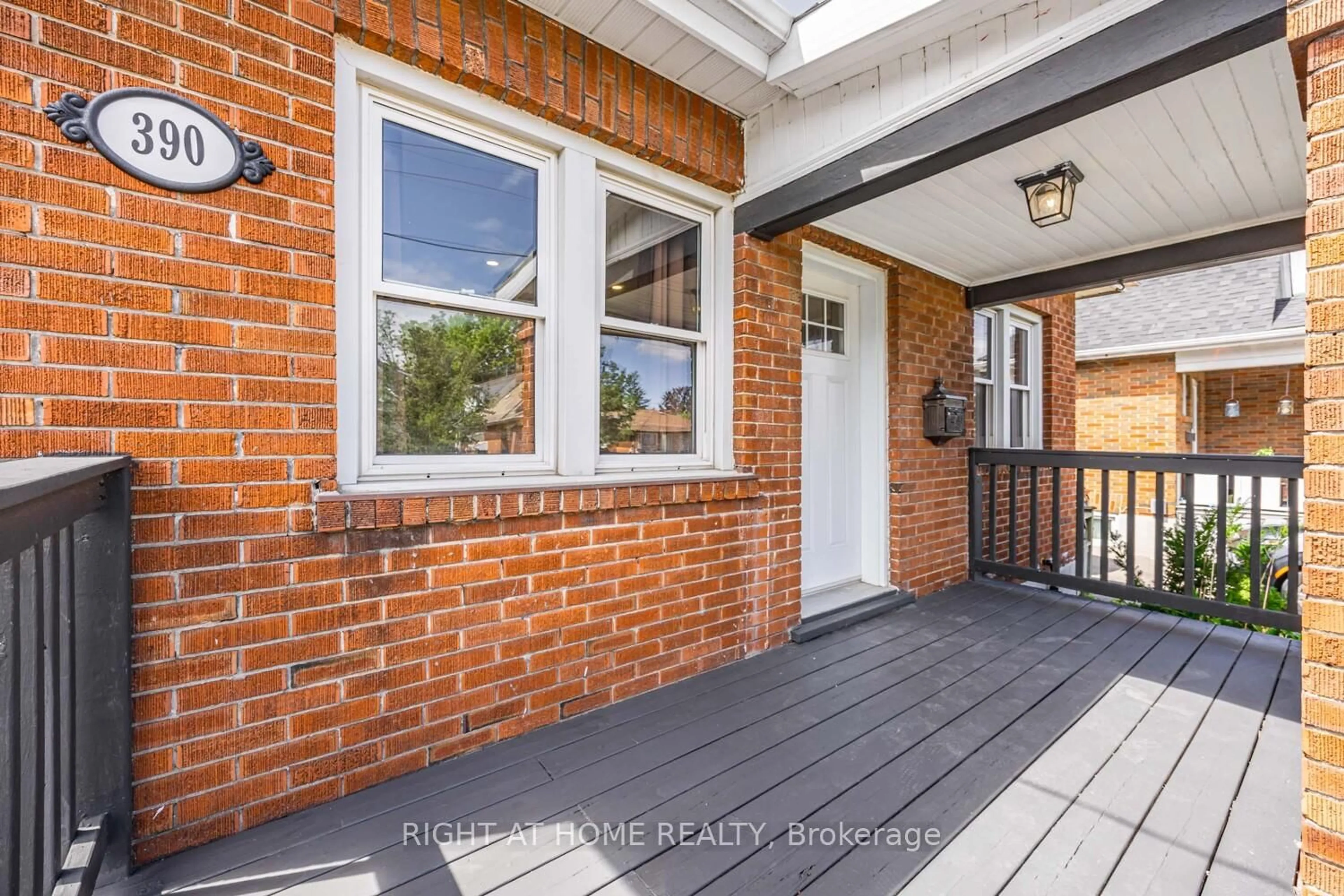 Home with brick exterior material, street for 390 Jarvis St, Oshawa Ontario L1G 5L2