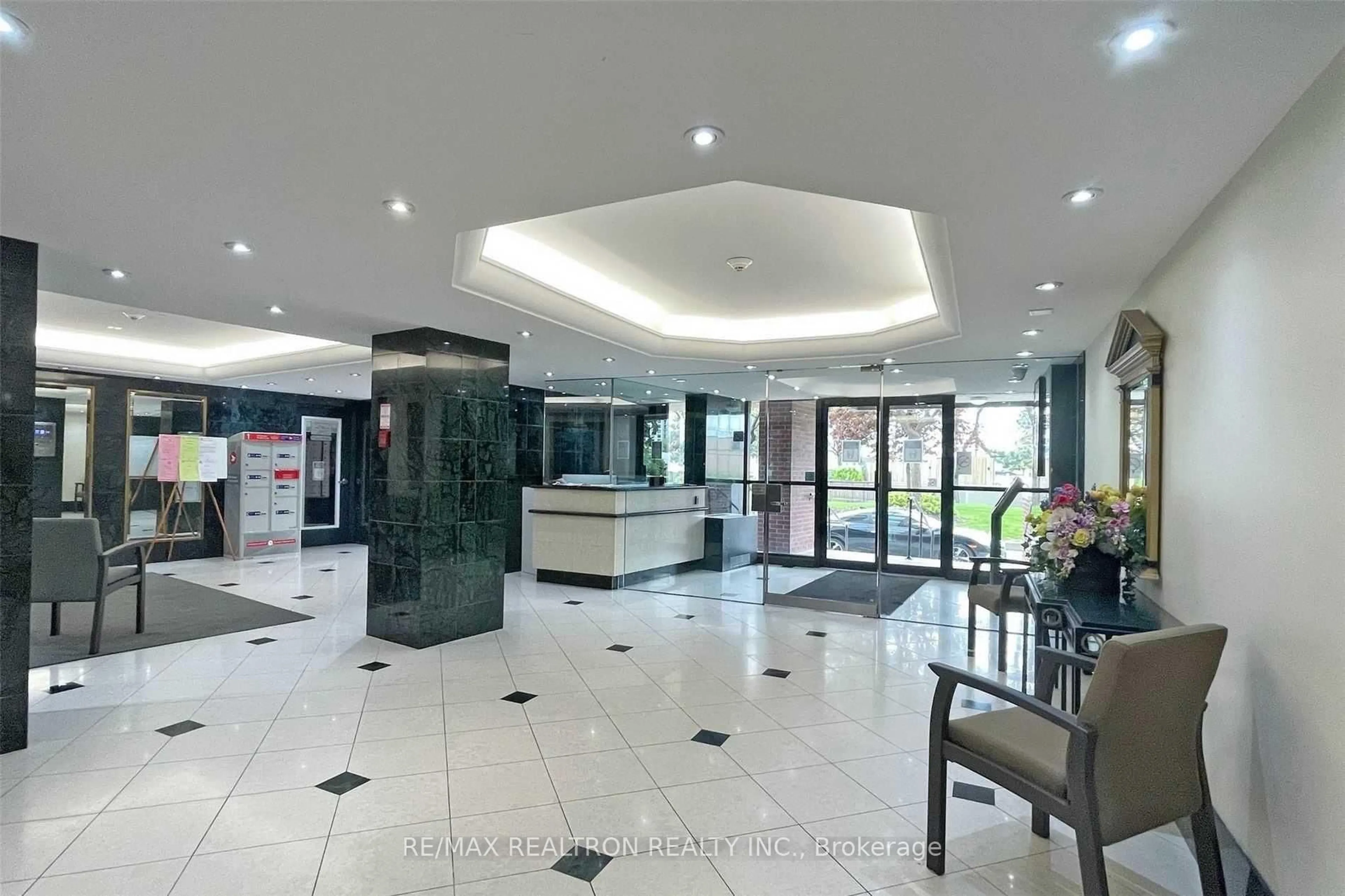Lobby for 2365 Kennedy Rd #408, Toronto Ontario M1T 3S6