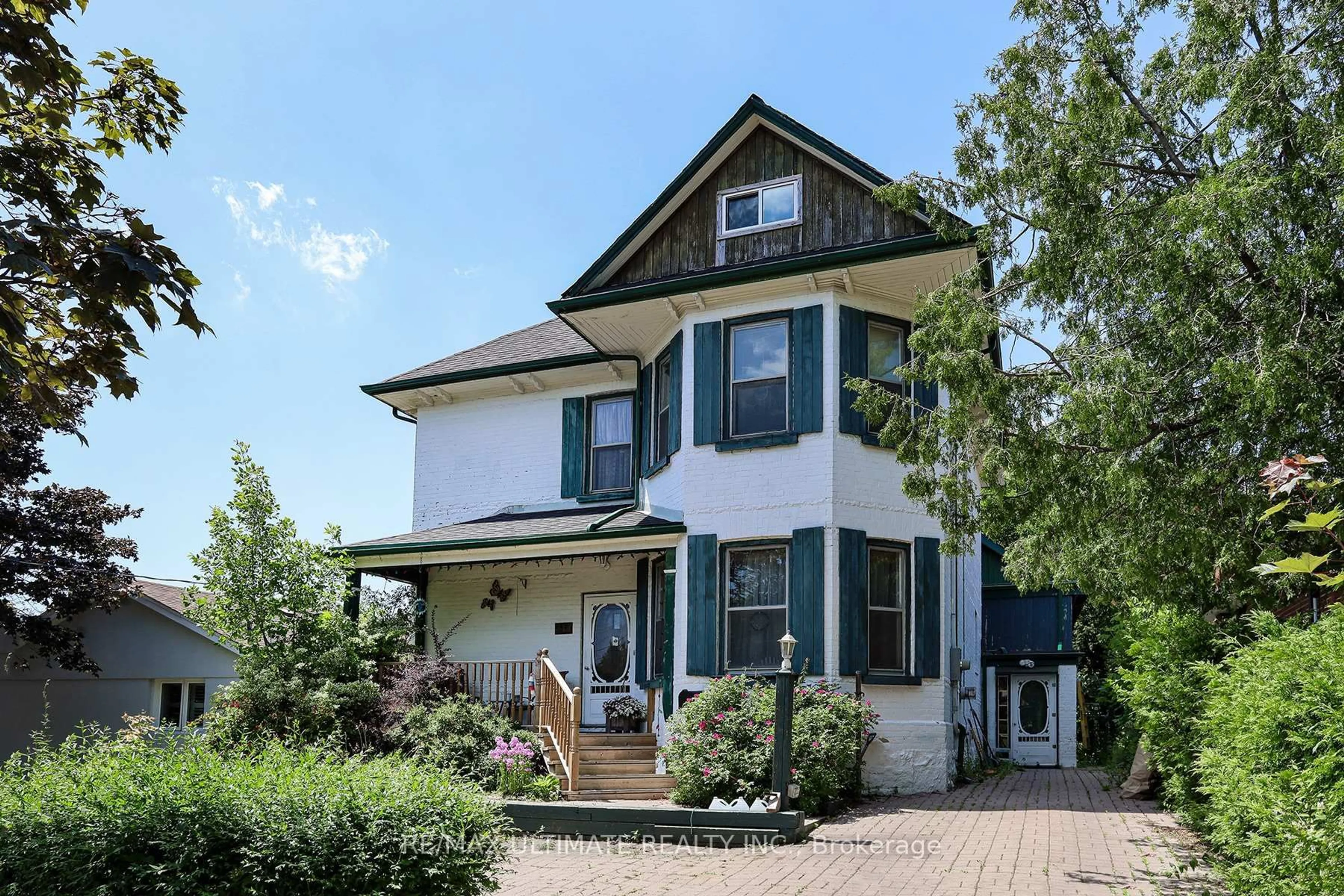 Home with brick exterior material, street for 544 Bellamy Rd, Toronto Ontario M1H 1G4