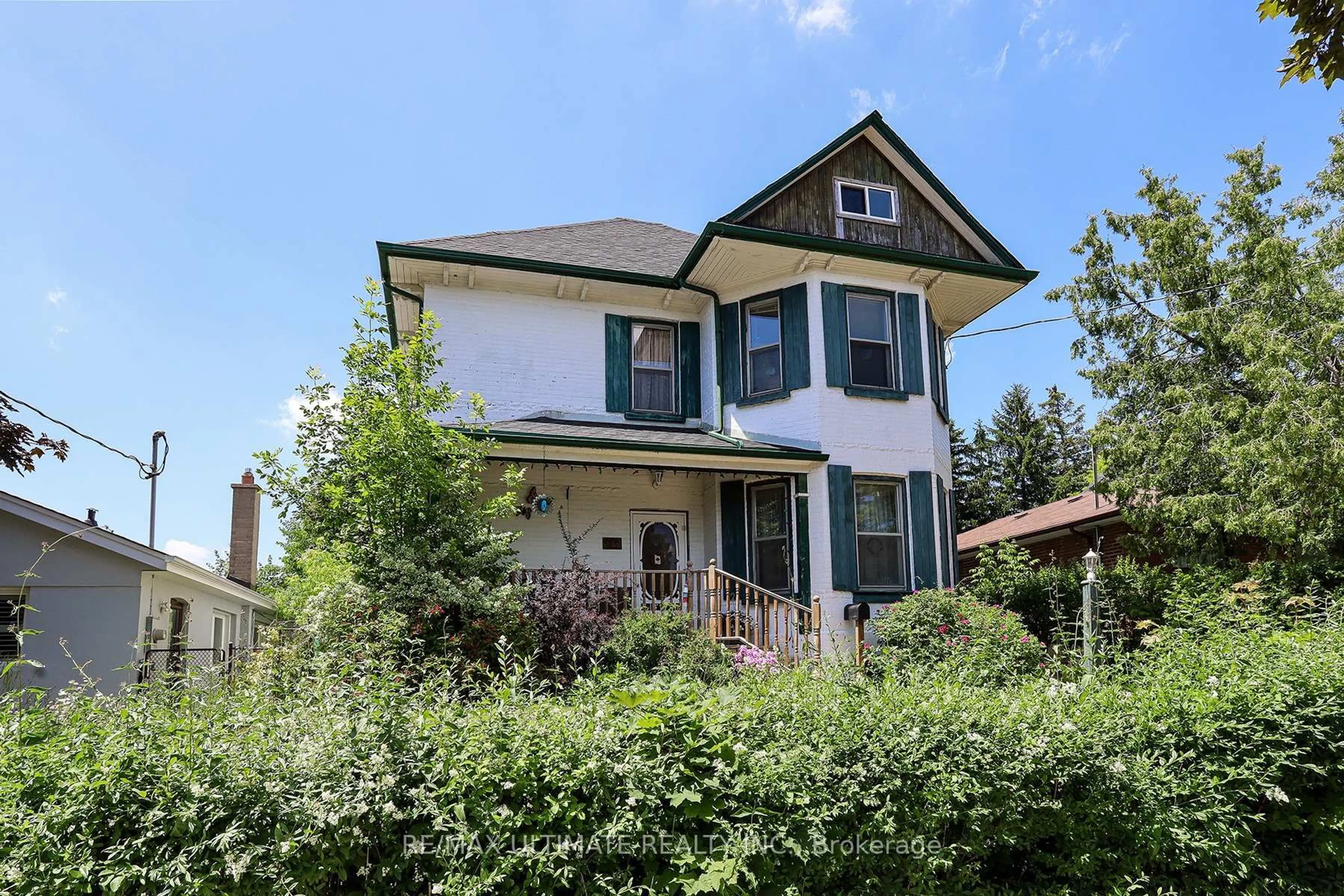 Home with vinyl exterior material, street for 544 Bellamy Rd, Toronto Ontario M1H 1G4