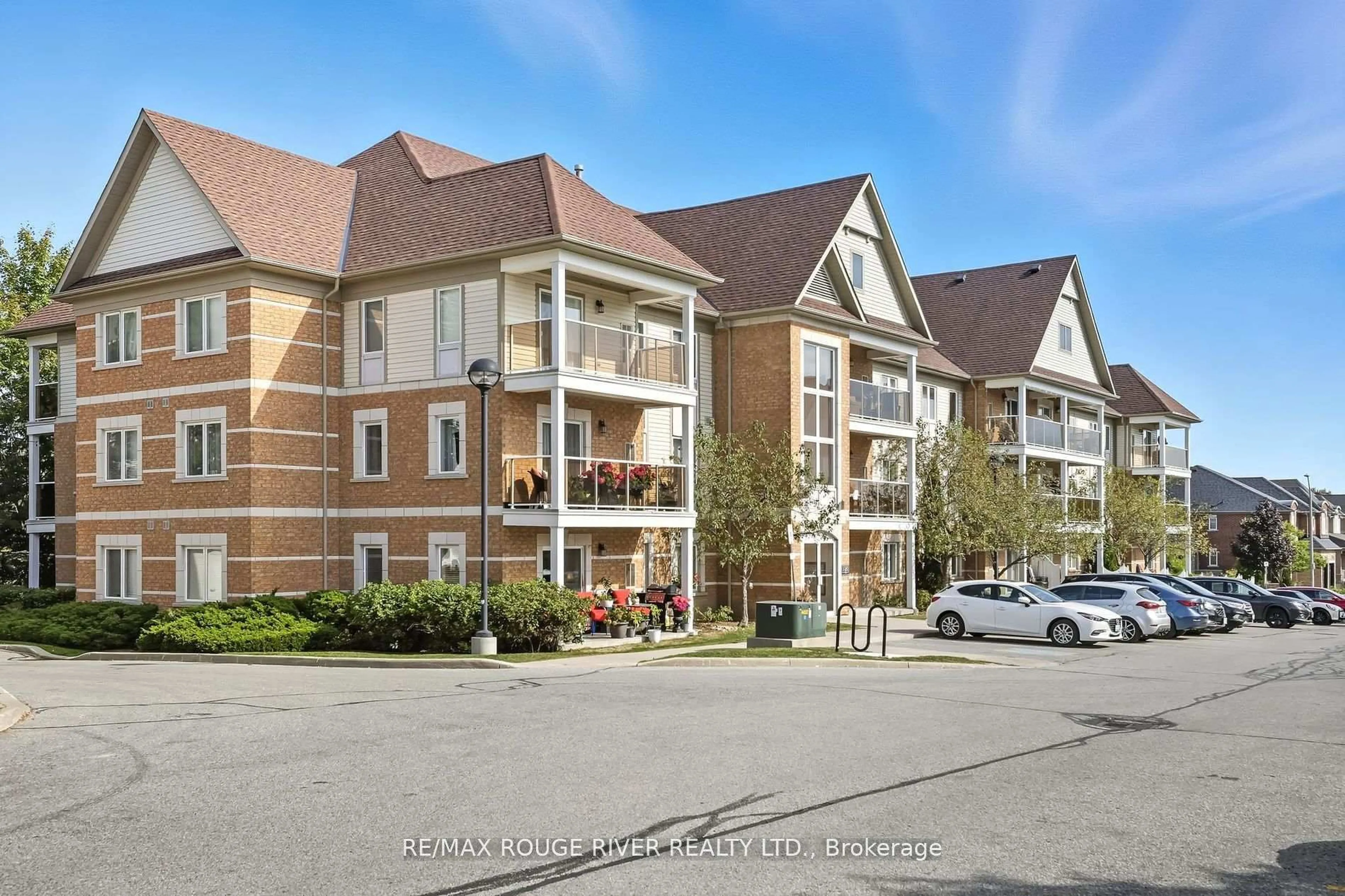 Unknown for 120 Aspen Springs Dr #104, Clarington Ontario L1C 0G7