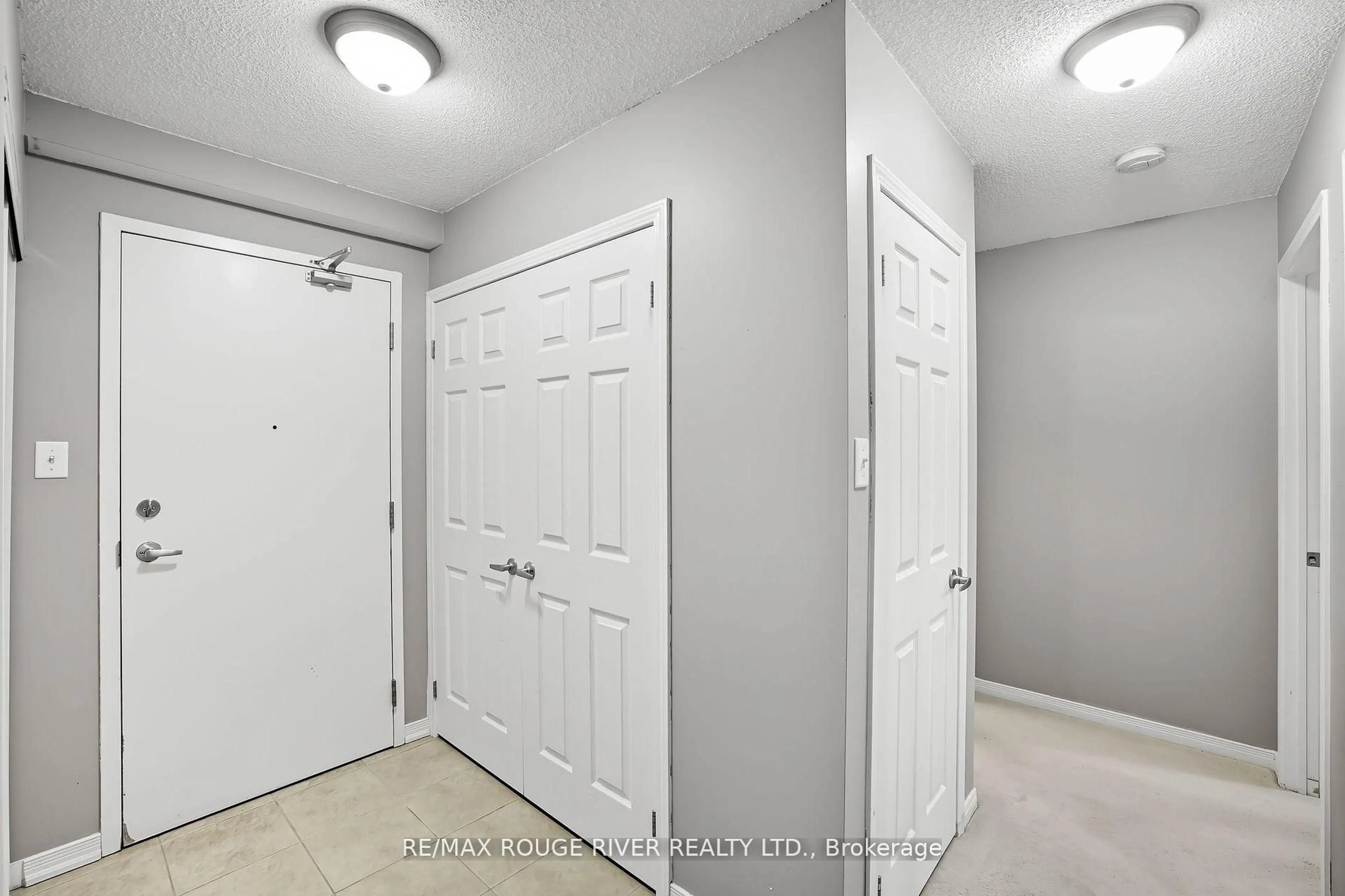 Unknown for 120 Aspen Springs Dr #104, Clarington Ontario L1C 0G7
