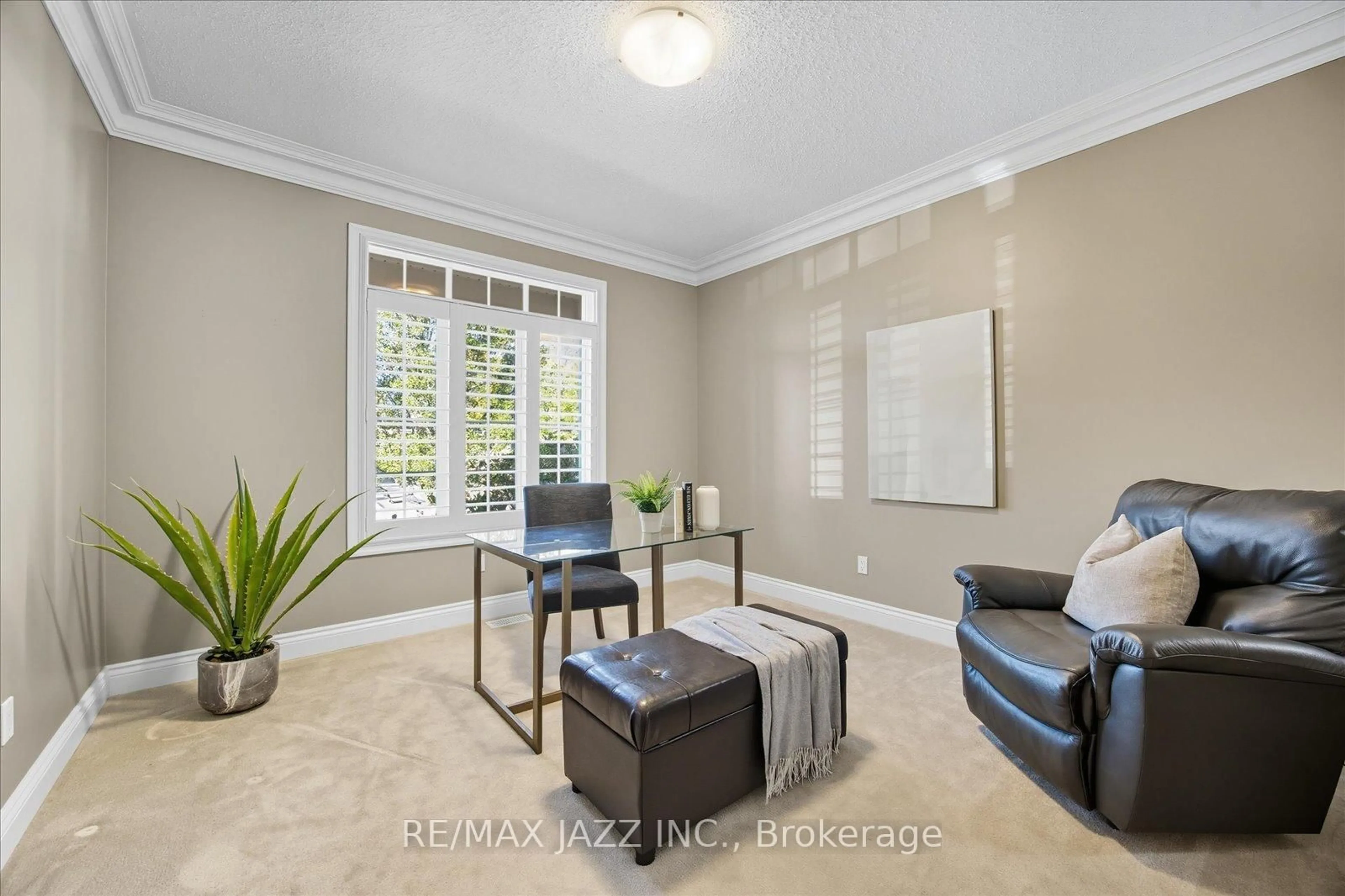 Living room with furniture, unknown for 1629 Chilliwack St, Oshawa Ontario L1K 0C4