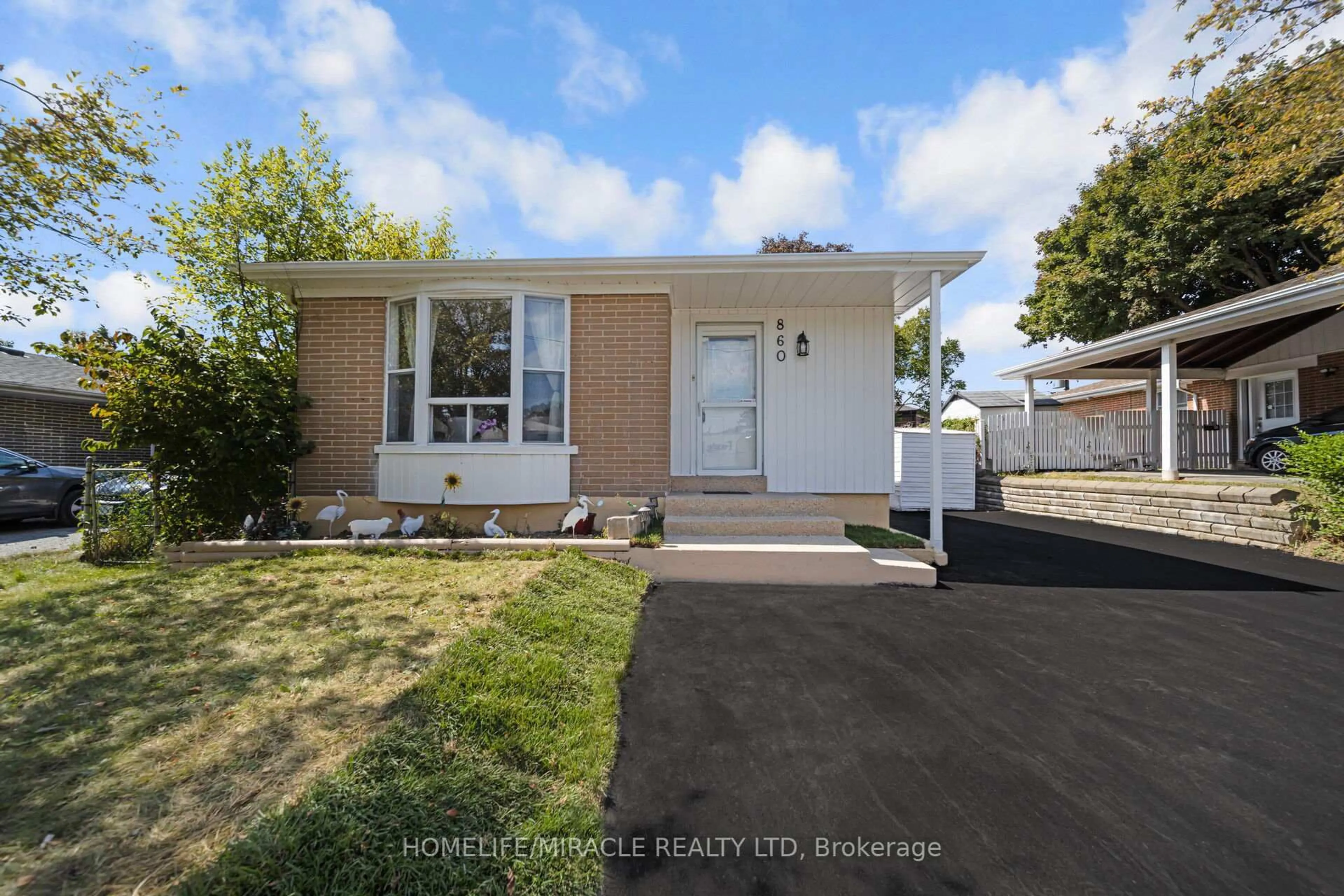 Home with vinyl exterior material, street for 860 Liverpool Rd, Pickering Ontario L1W 1S4