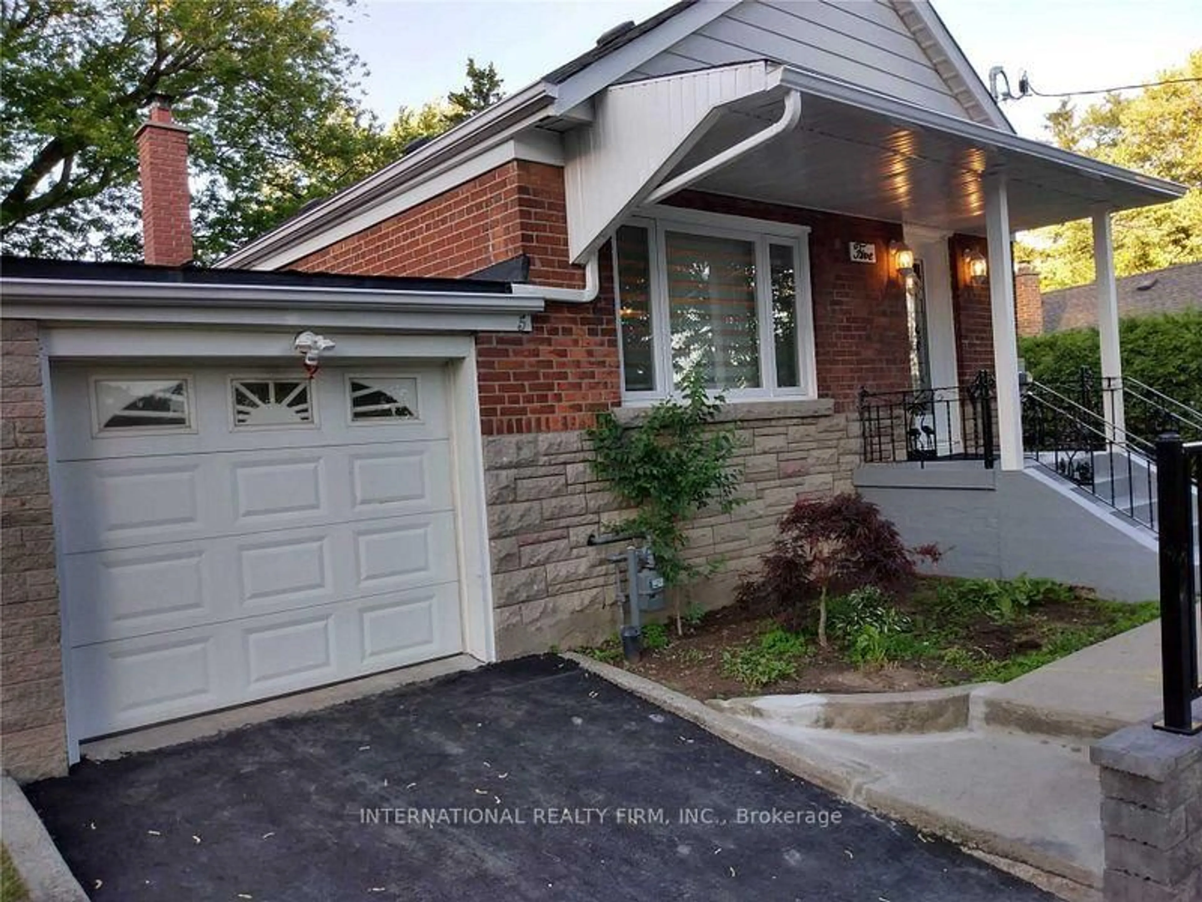 Home with brick exterior material, street for 5 Aylesford Dr, Toronto Ontario M1N 1L6