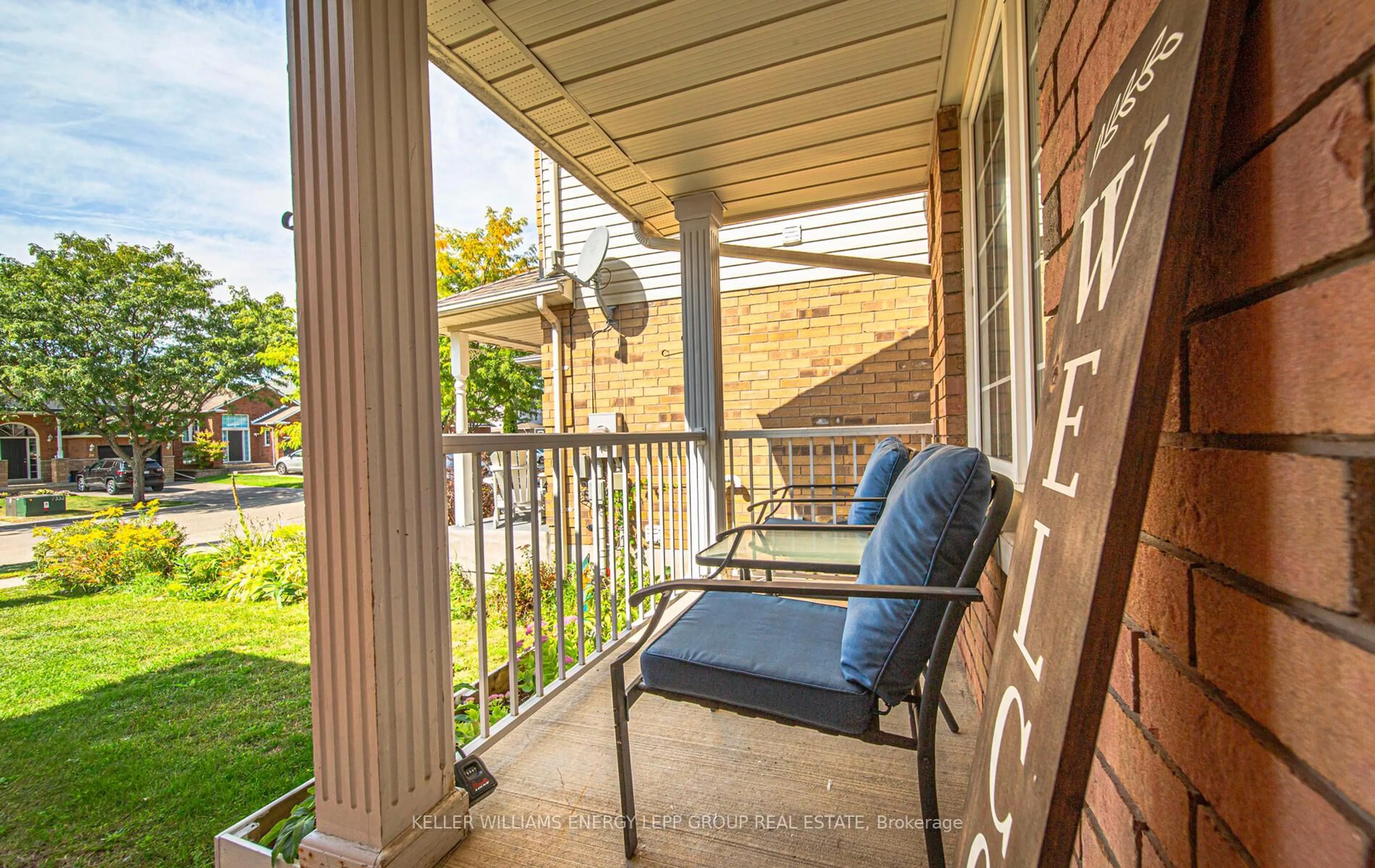 Patio, street for 73 Cecil Found Cres, Clarington Ontario L1E 2W1
