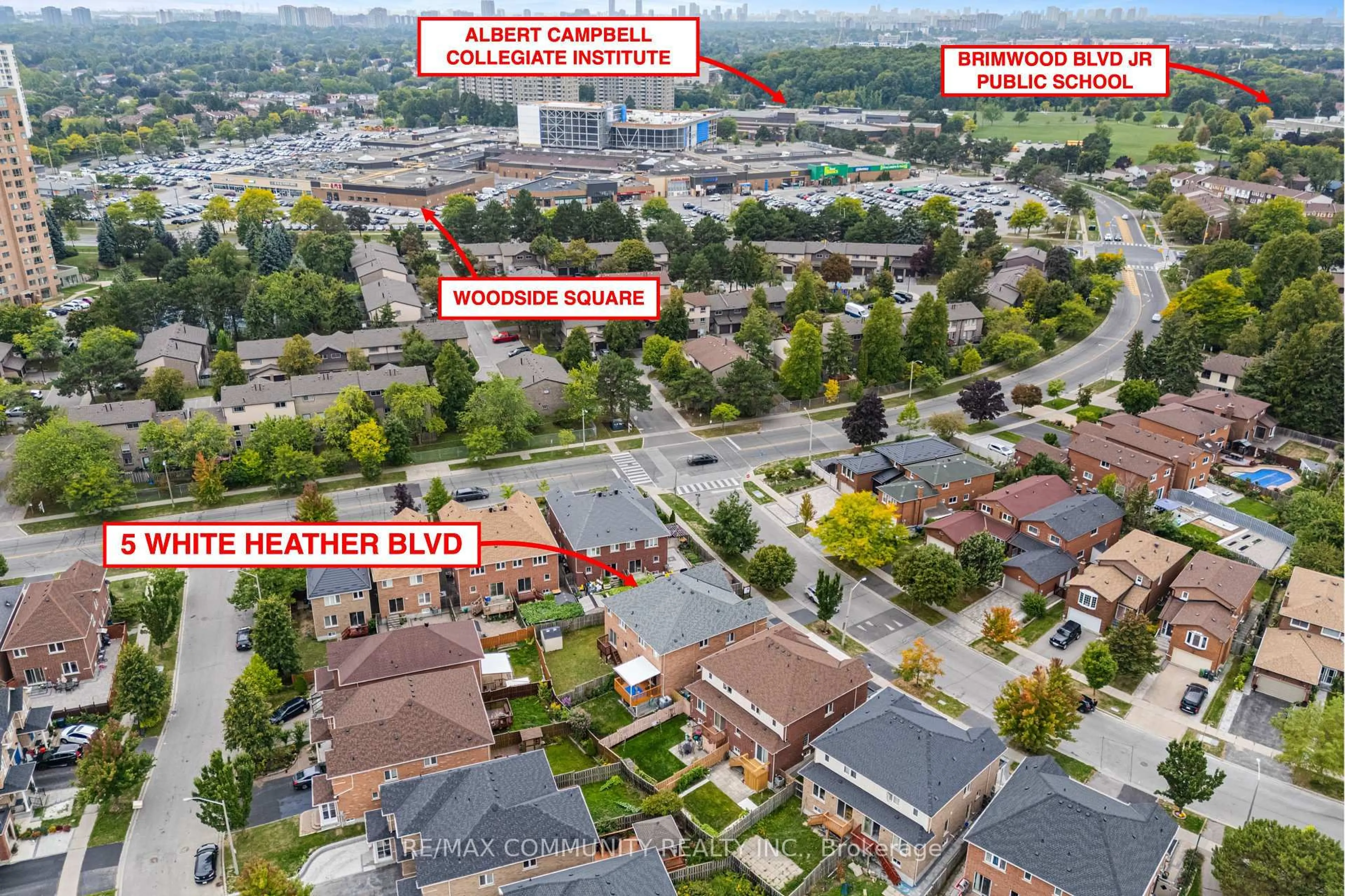 A pic from outside/outdoor area/front of a property/back of a property/a pic from drone, street for 5 White Heather Blvd, Toronto Ontario M1V 0A6