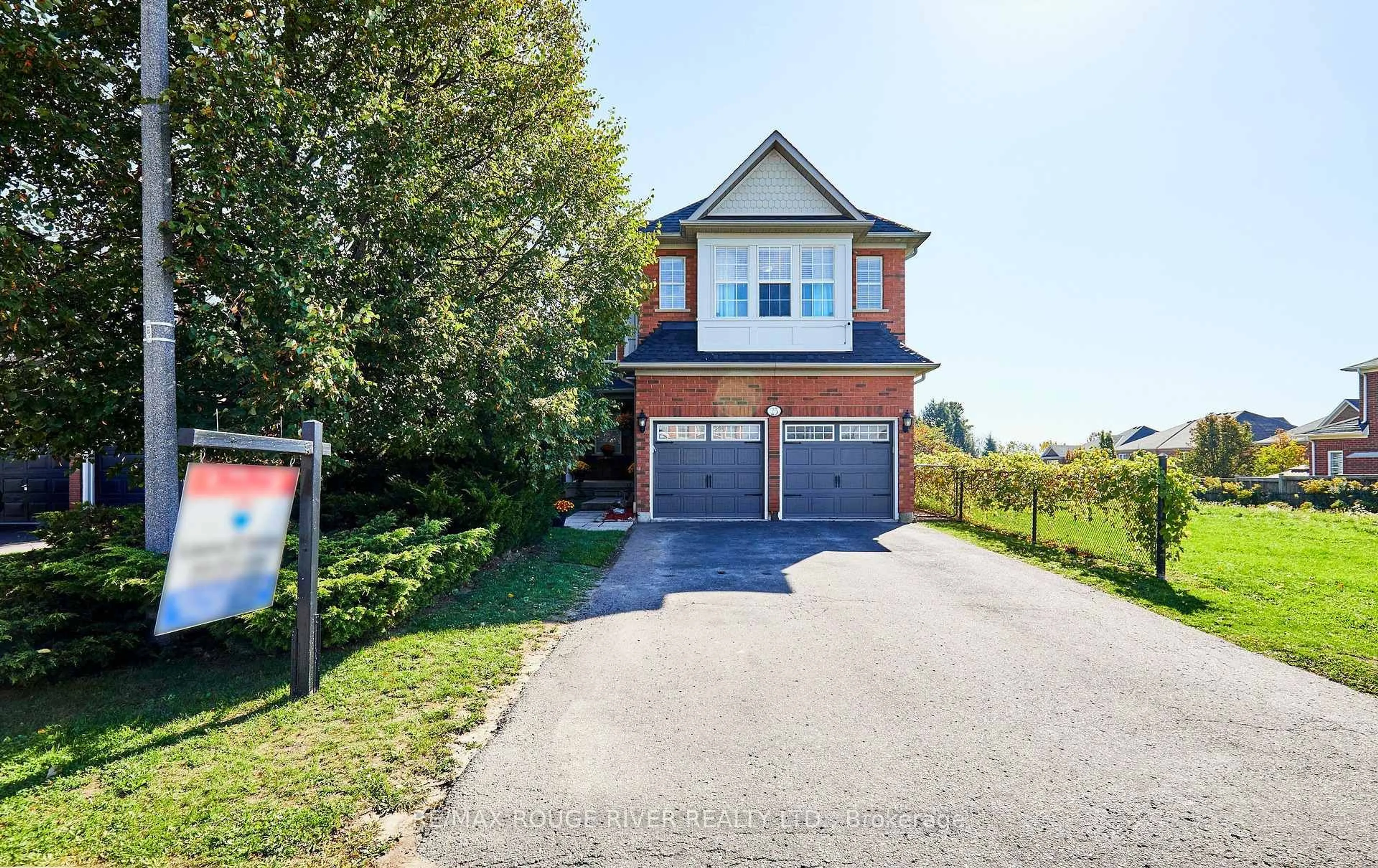 Unknown for 25 Constance Dr, Whitby Ontario L1P 1M9
