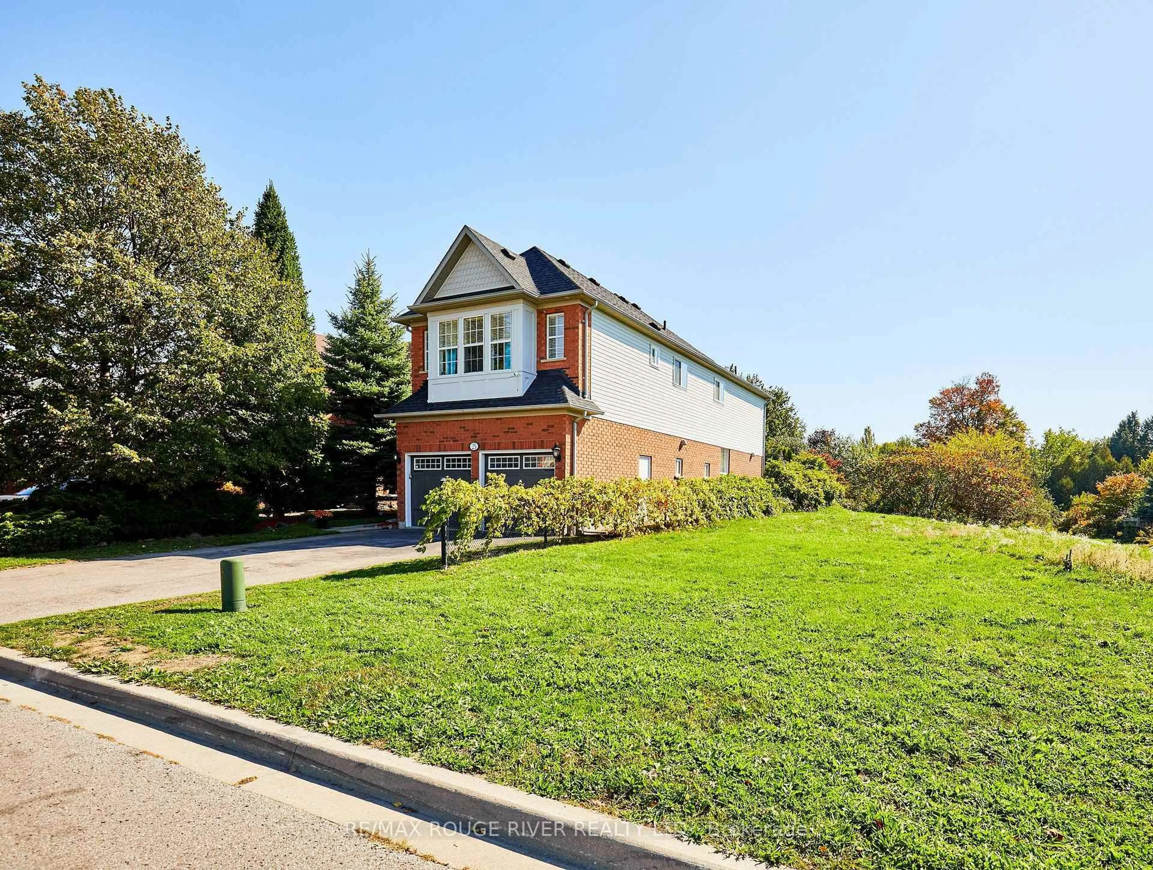Home with brick exterior material, street for 25 Constance Dr, Whitby Ontario L1P 1M9