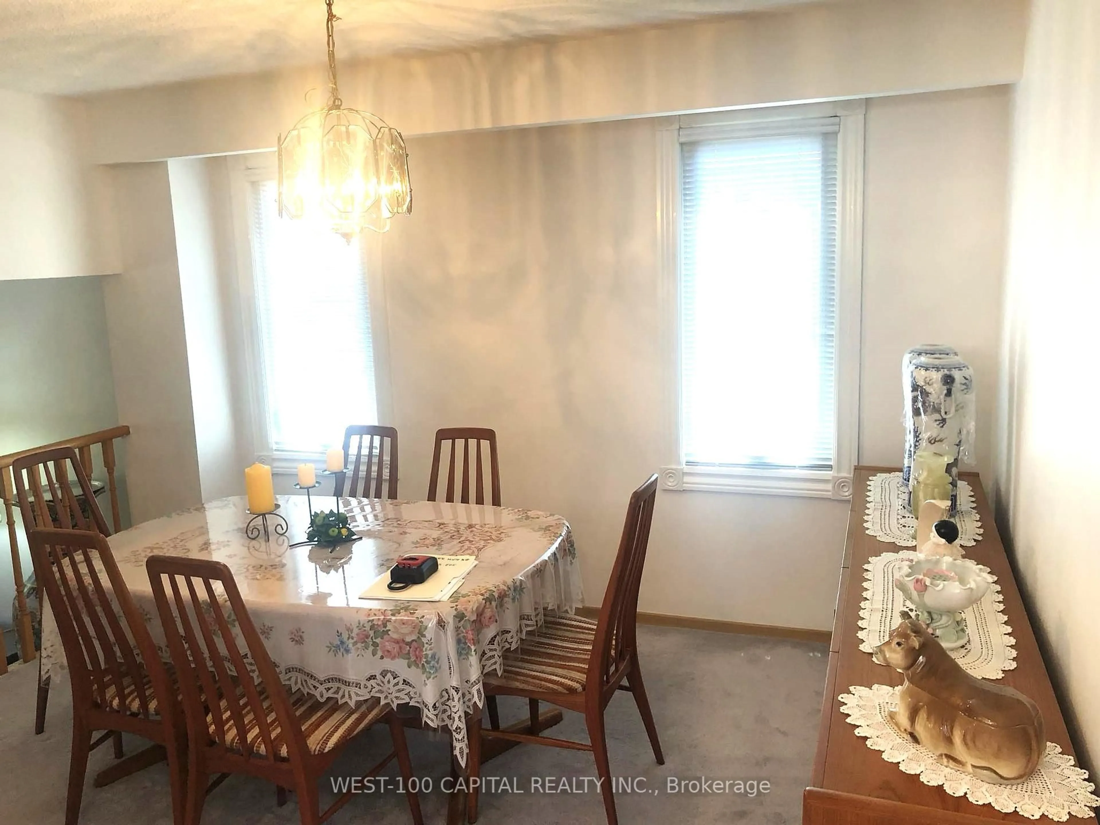 Dining room, unknown for 30 Wintermute Blvd, Toronto Ontario M1W 3M6