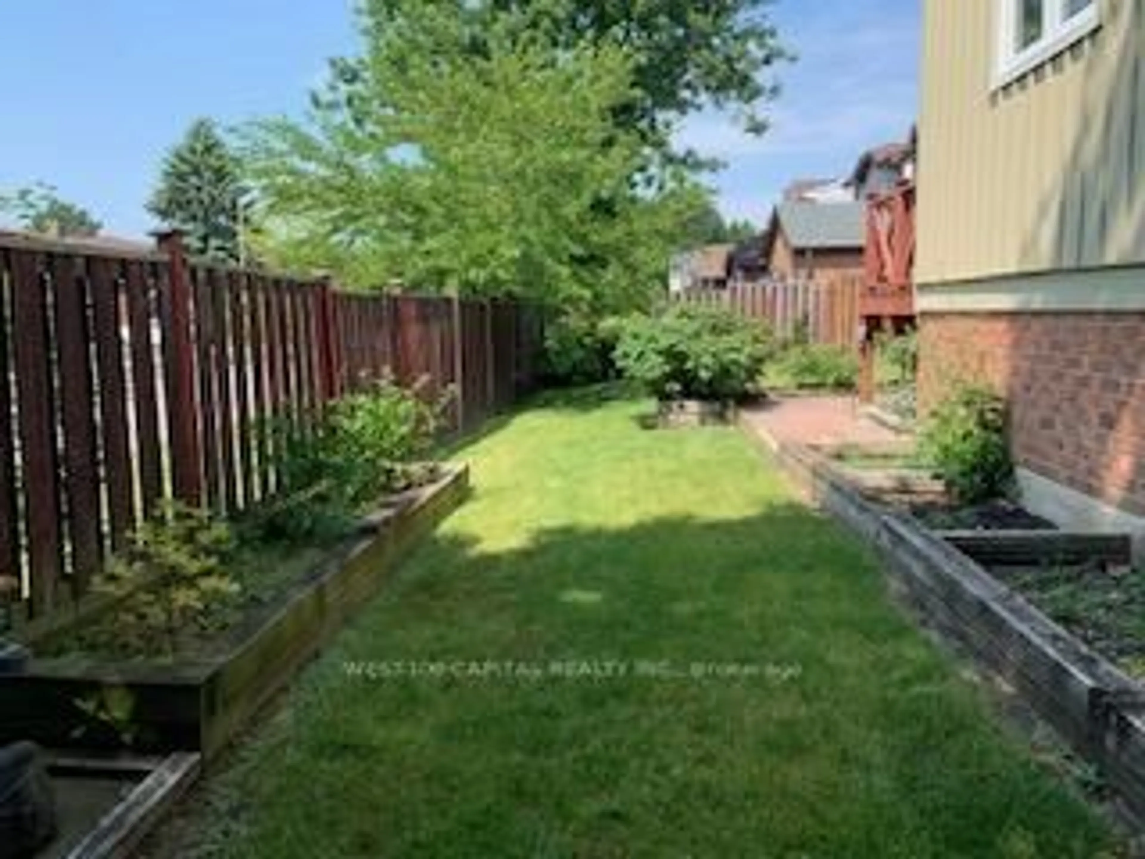 A pic from outside/outdoor area/front of a property/back of a property/a pic from drone, street for 30 Wintermute Blvd, Toronto Ontario M1W 3M6