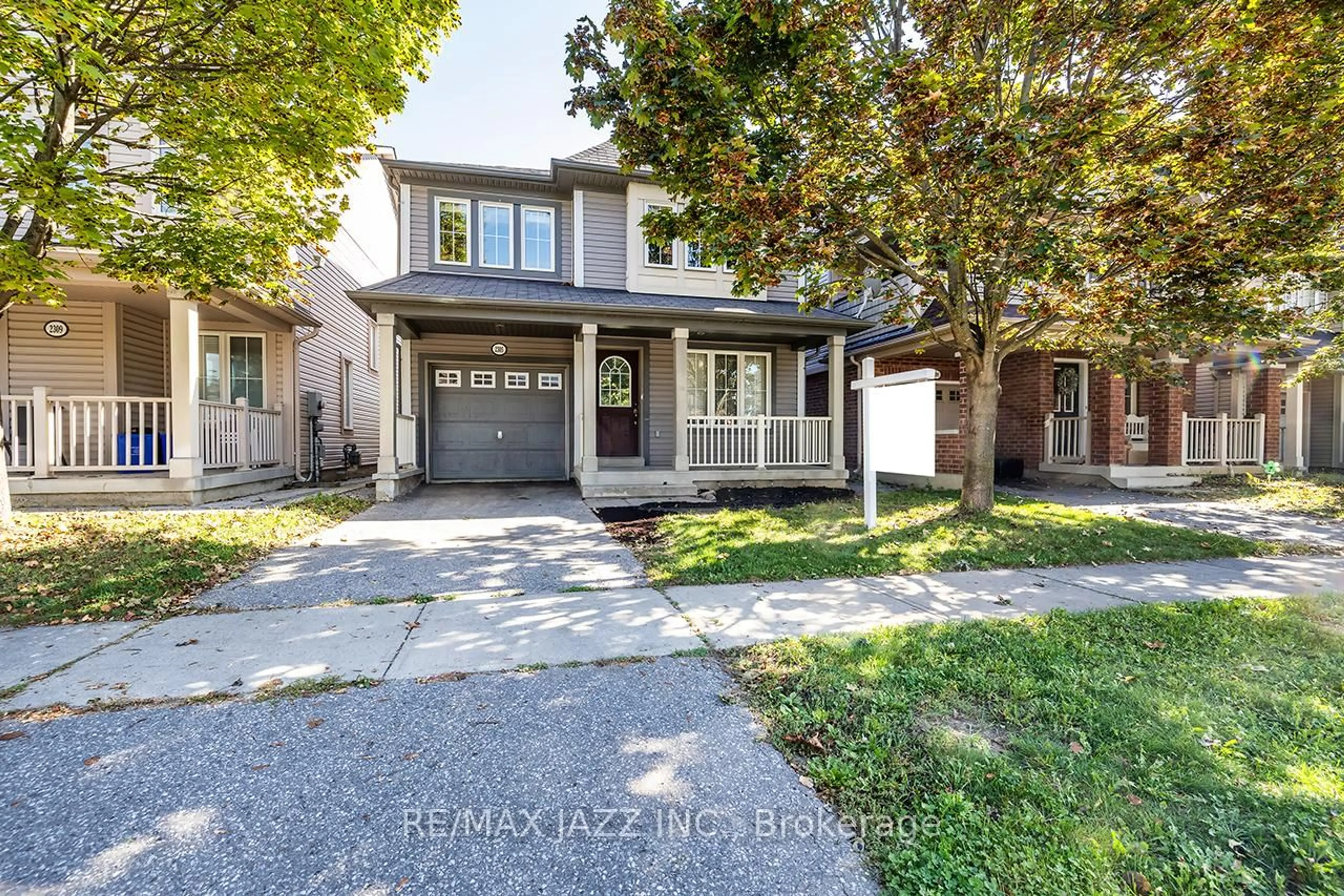 Home with brick exterior material, street for 2305 Winlord Pl, Oshawa Ontario L1L 0B8