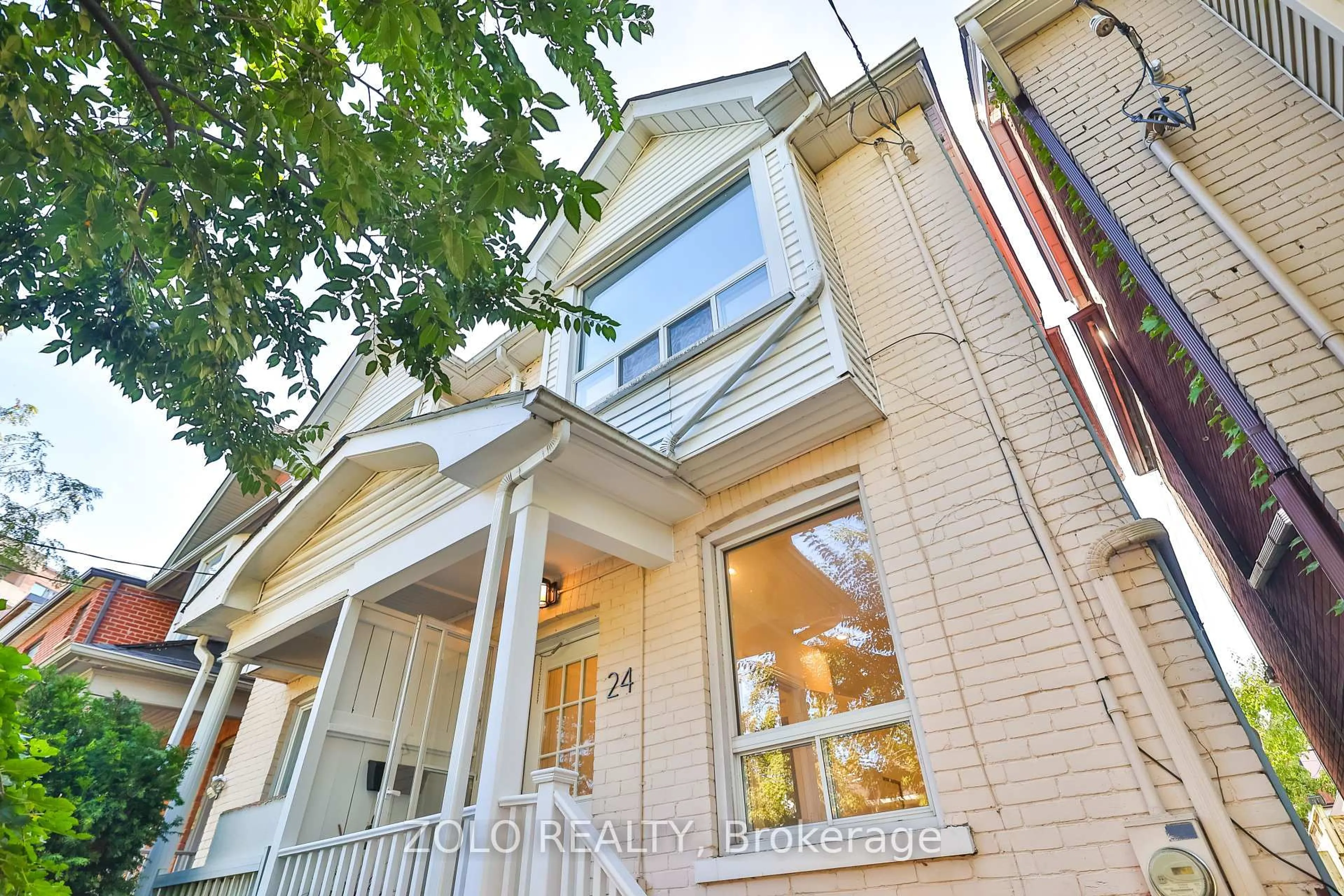 Unknown for 24 Poucher St, Toronto Ontario M4J 2Y9