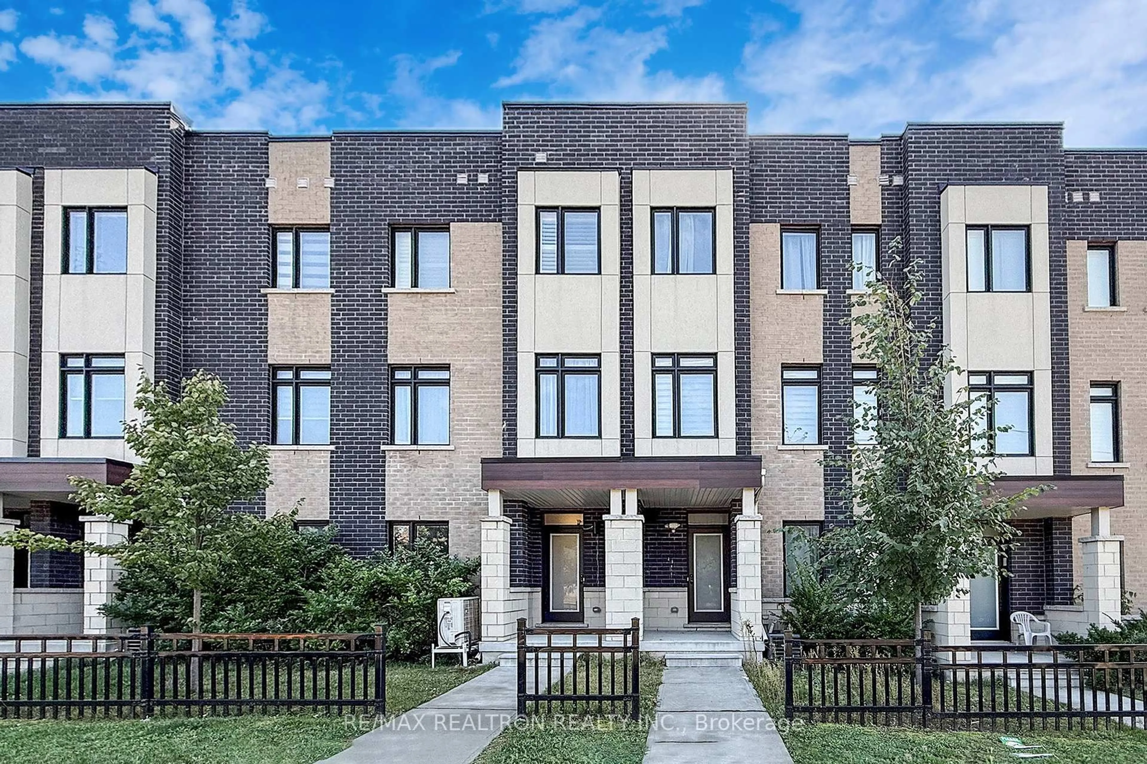 Home with brick exterior material, building for 1002 Kicking Horse Path, Oshawa Ontario L1J 0B4