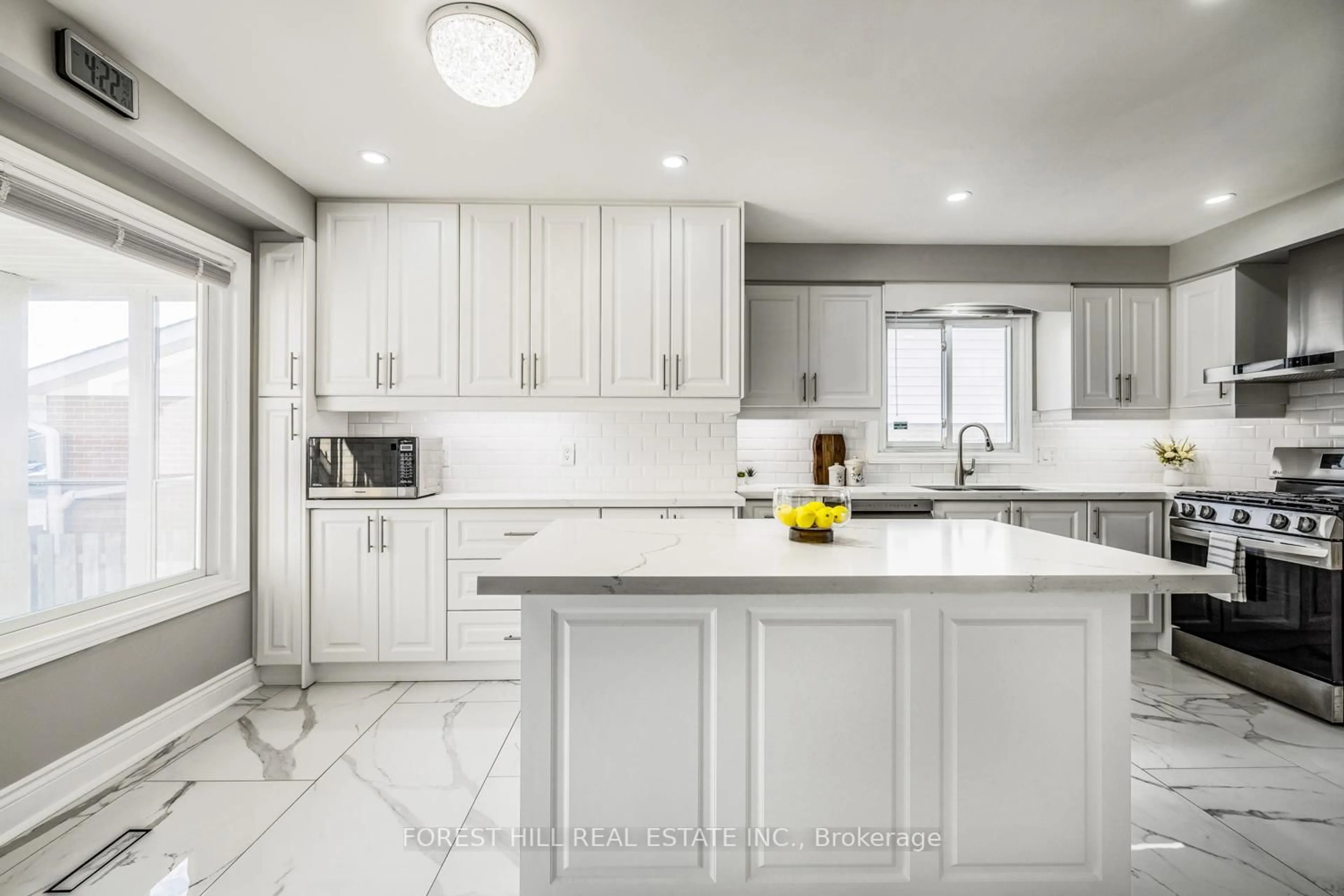 Contemporary kitchen, ceramic/tile floor for 140 Valdor Dr, Toronto Ontario M1V 1R5