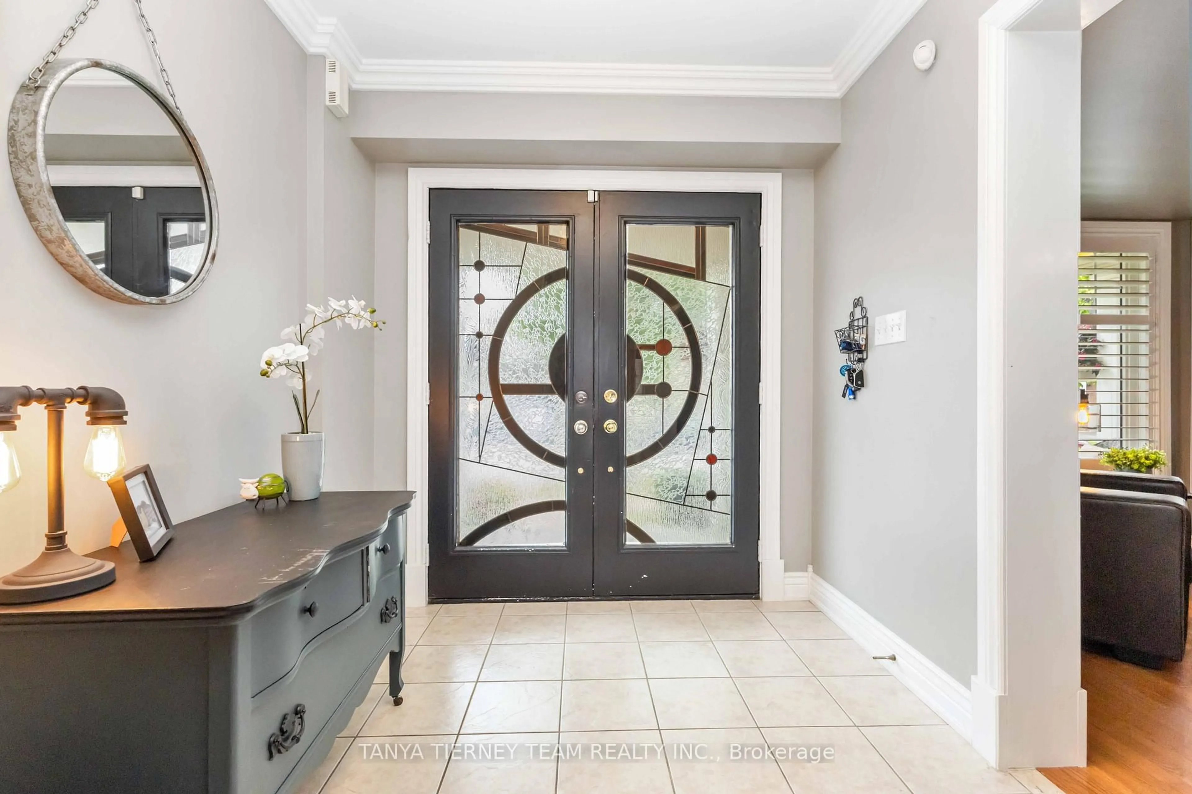 Indoor entryway for 11 Claridge Cres, Whitby Ontario L1R 3E2