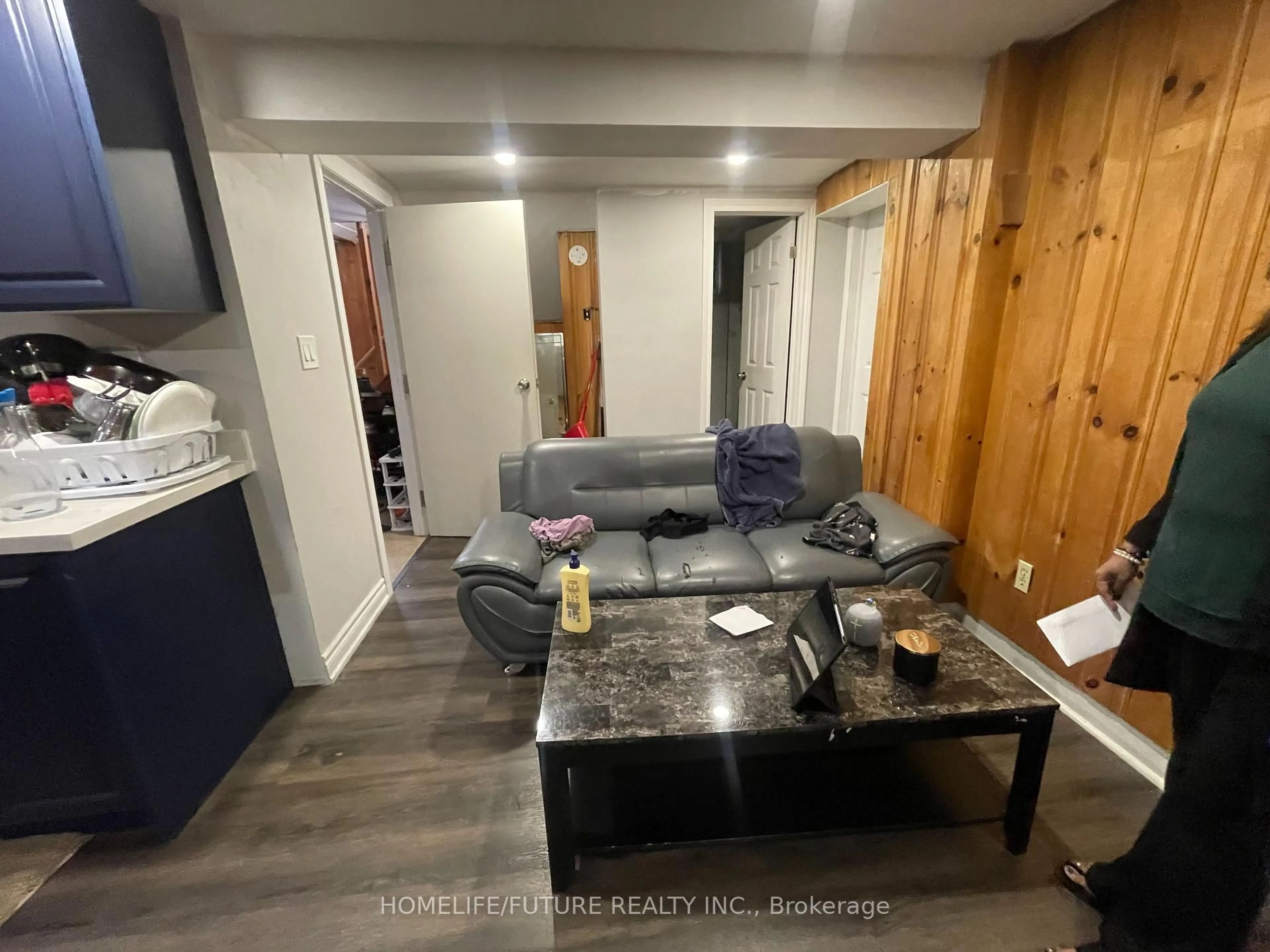 A pic of a room for 90 Glen Watford Dr, Toronto Ontario M1S 2C7