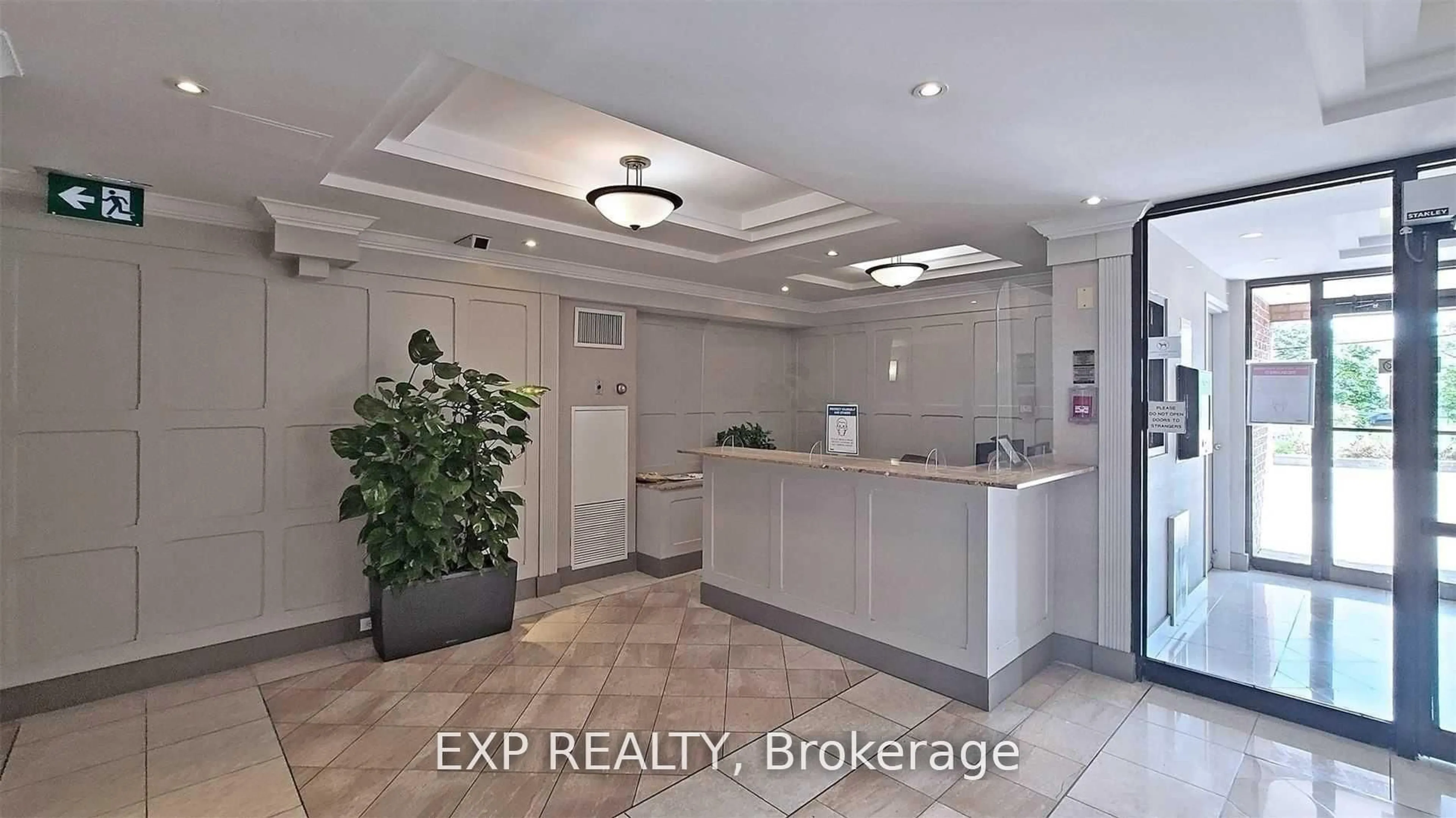 Lobby for 330 McCowan Rd #712, Toronto Ontario M1J 3N3