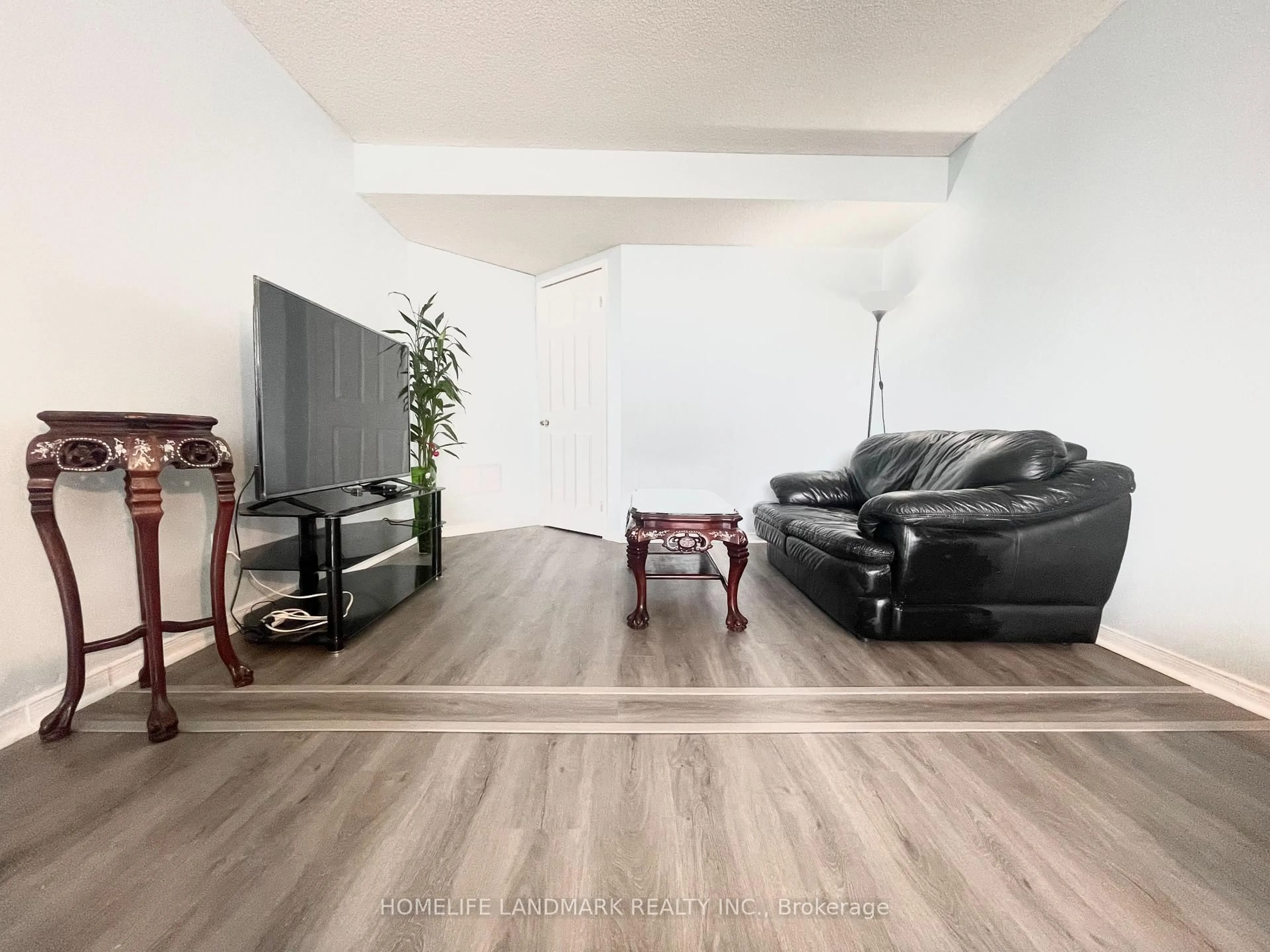 Living room with furniture, unknown for 4725 Sheppard Ave #703, Toronto Ontario M1S 5B2