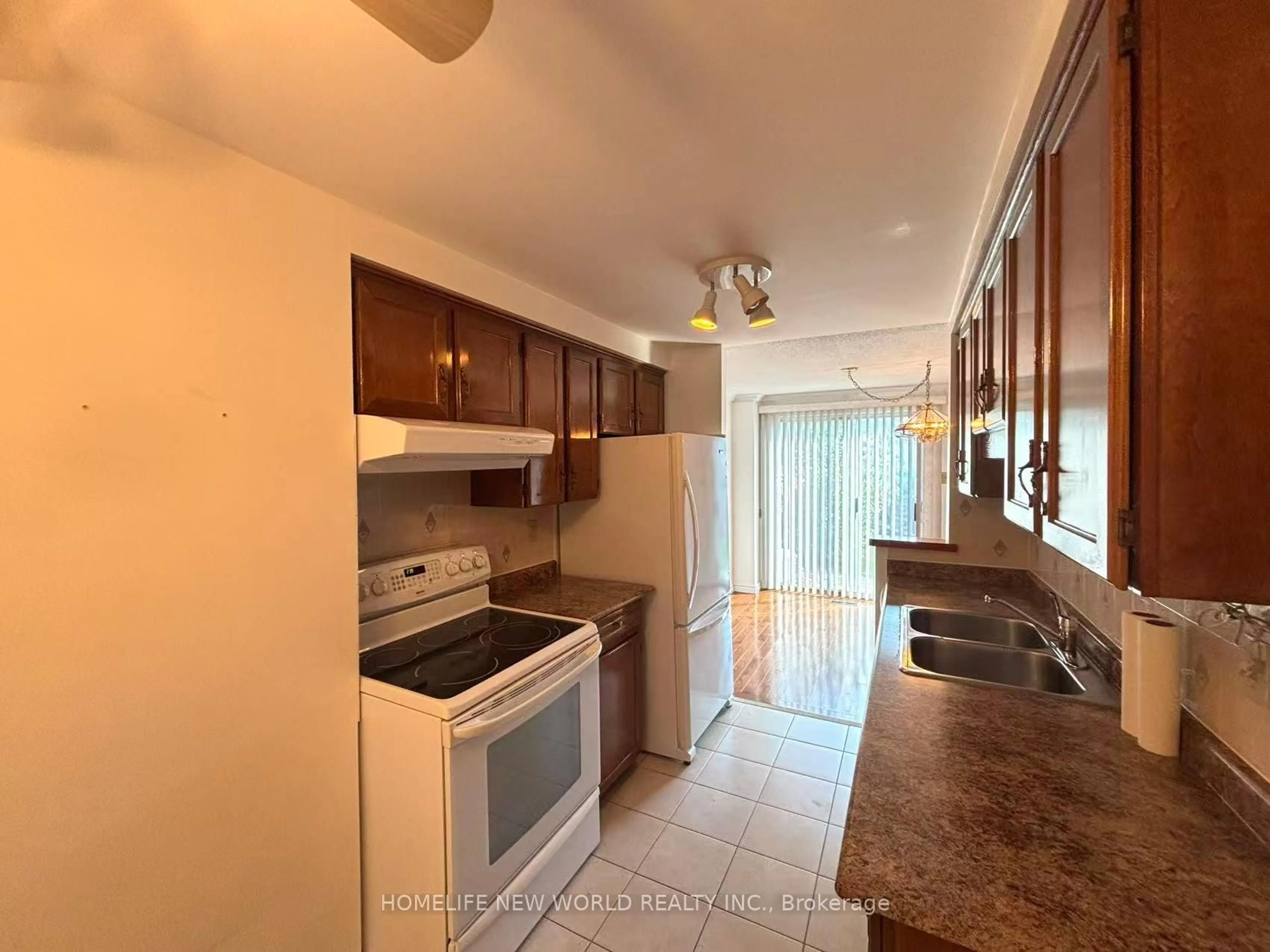 Standard kitchen, unknown for 37 Mossbrook Cres, Toronto Ontario M1W 2W8