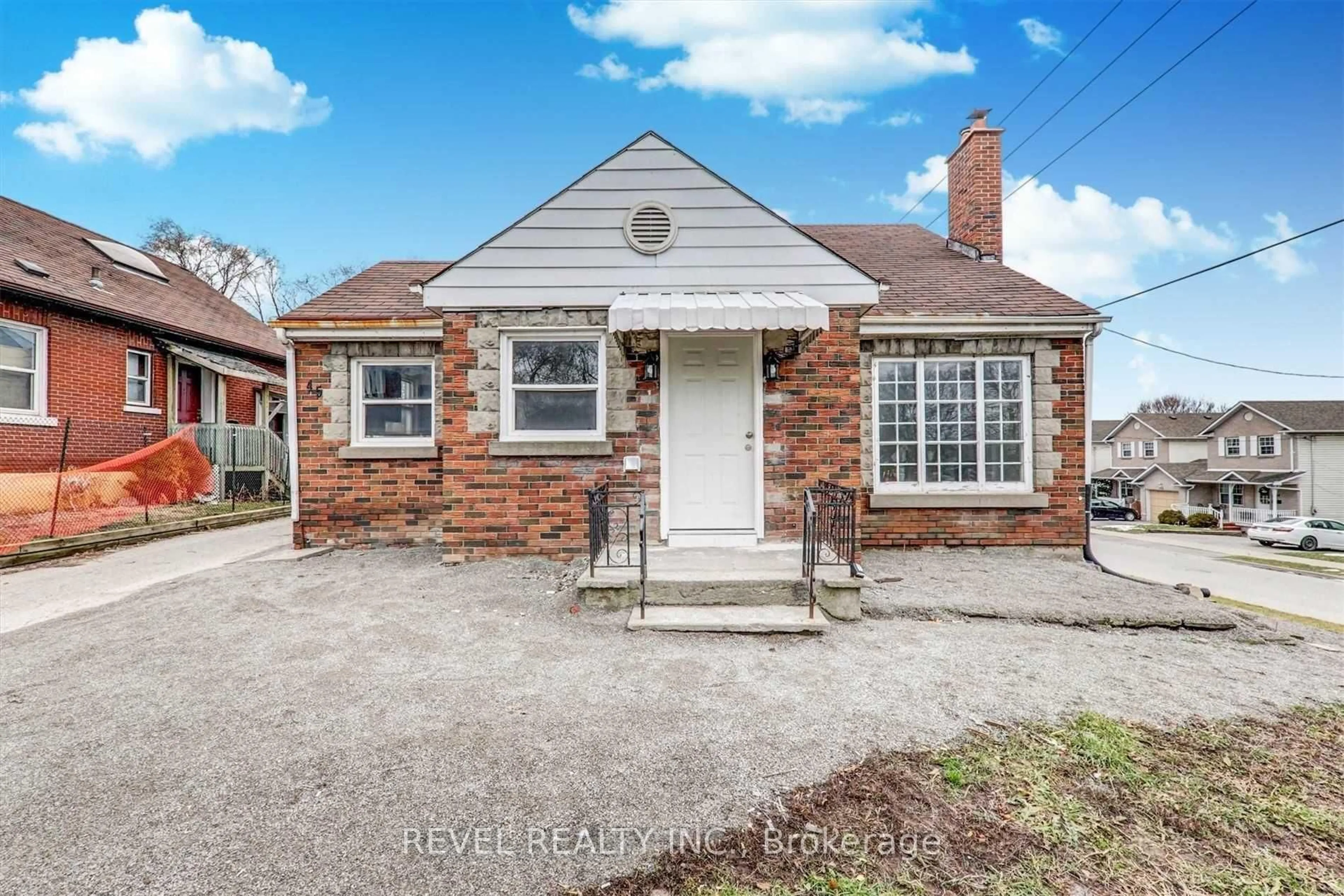 Home with brick exterior material, street for 45 Fairbanks St, Oshawa Ontario L1H 2L7